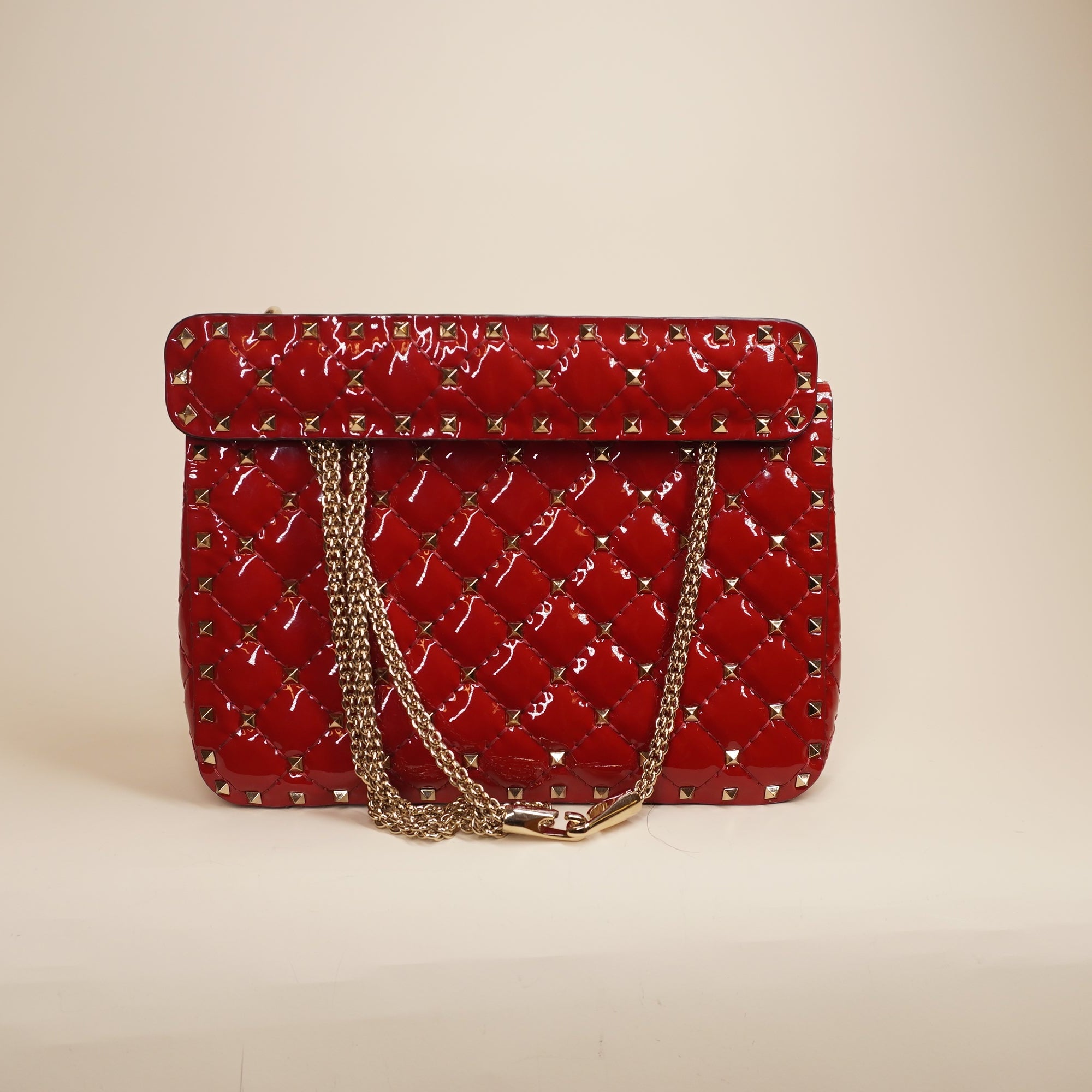 PRE-OWNED Rockstud Spike Flap Bag Quilted Patent Medium Shoulder Bag