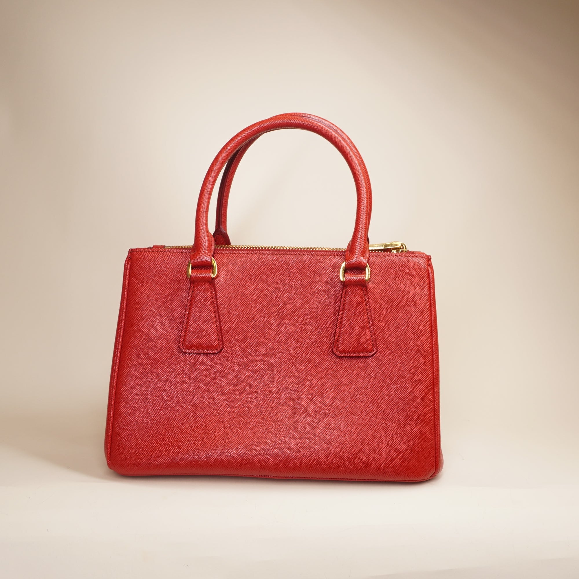 Red Galleria Saffiano Leather Shoulder Bag