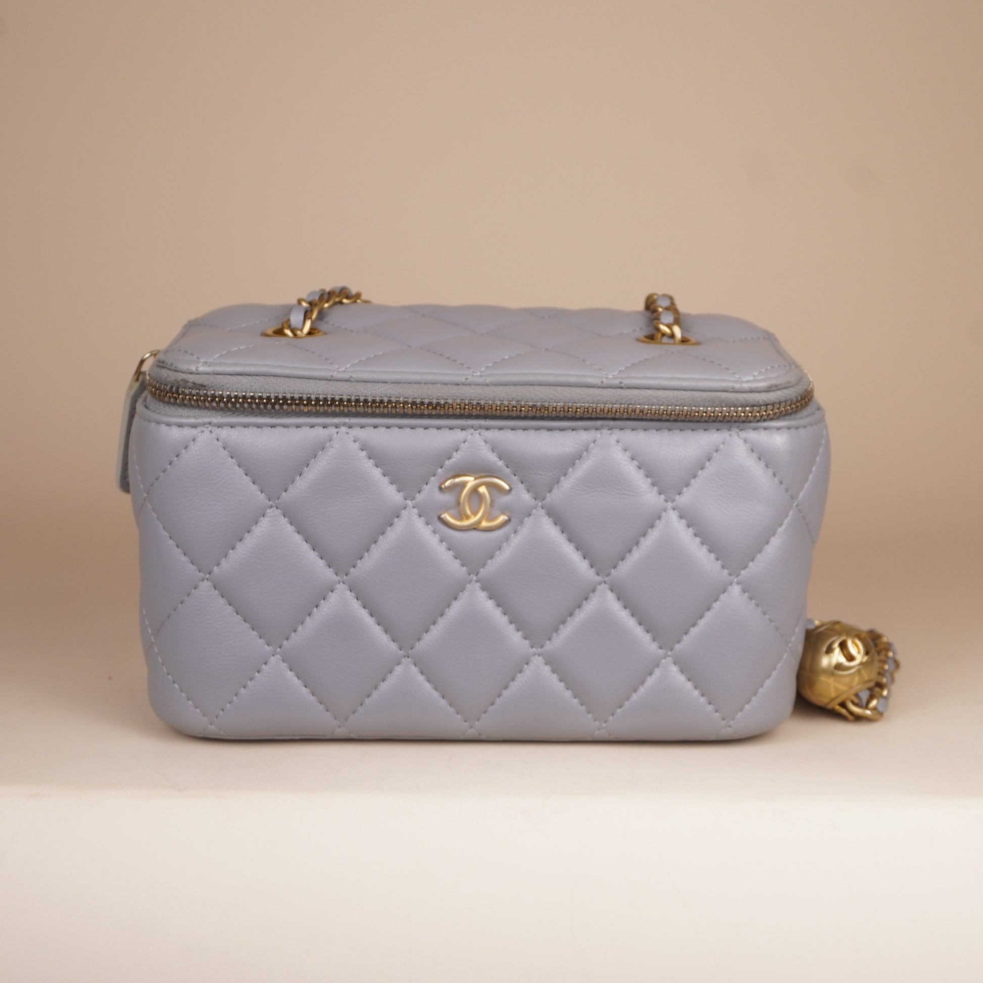 PRE-OWNED CC Lambskin Quilted Small Pearl Crush Vanity Case Crossbody Bag