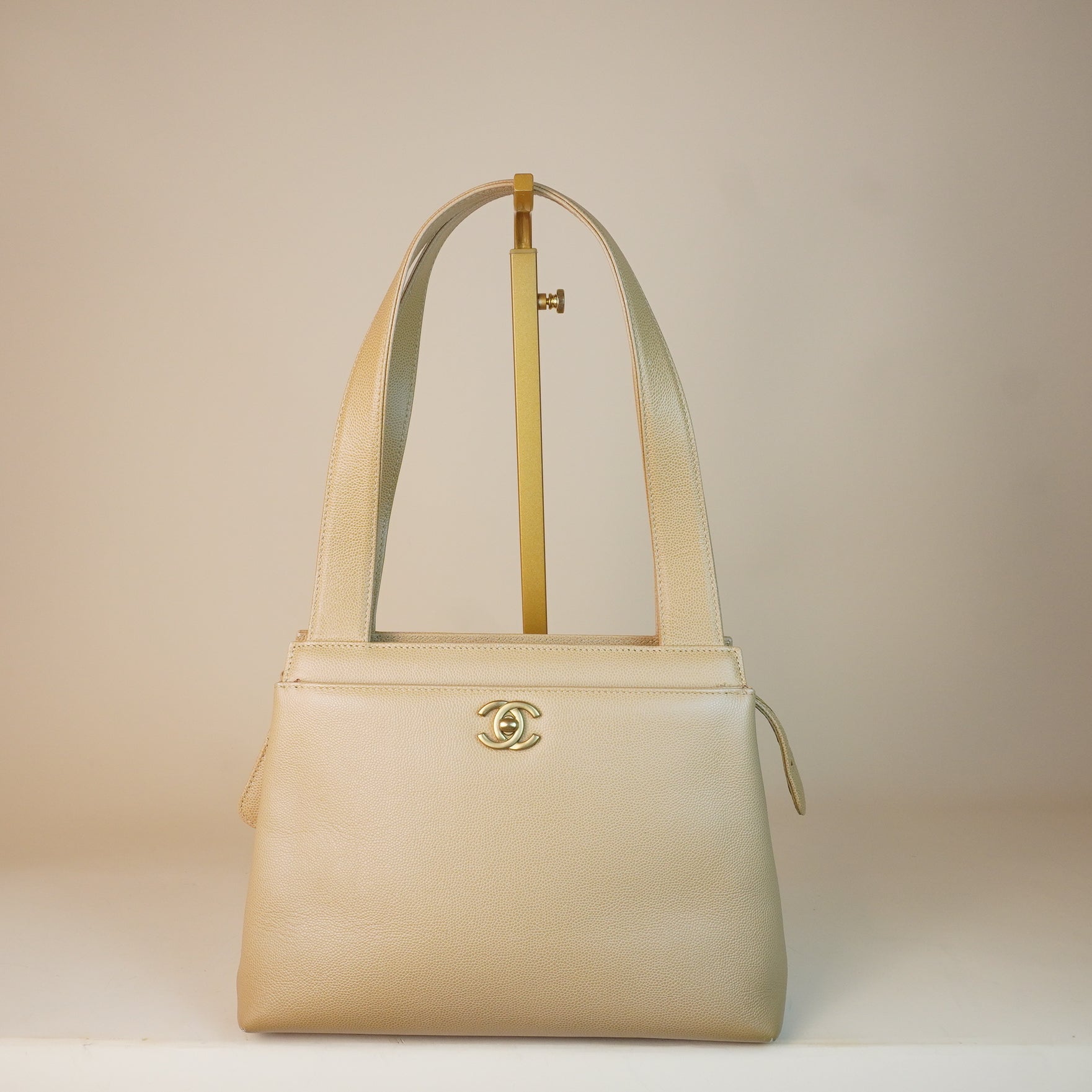 PRE-OWNED CC Beige Caviar Leather Turnlock Tote