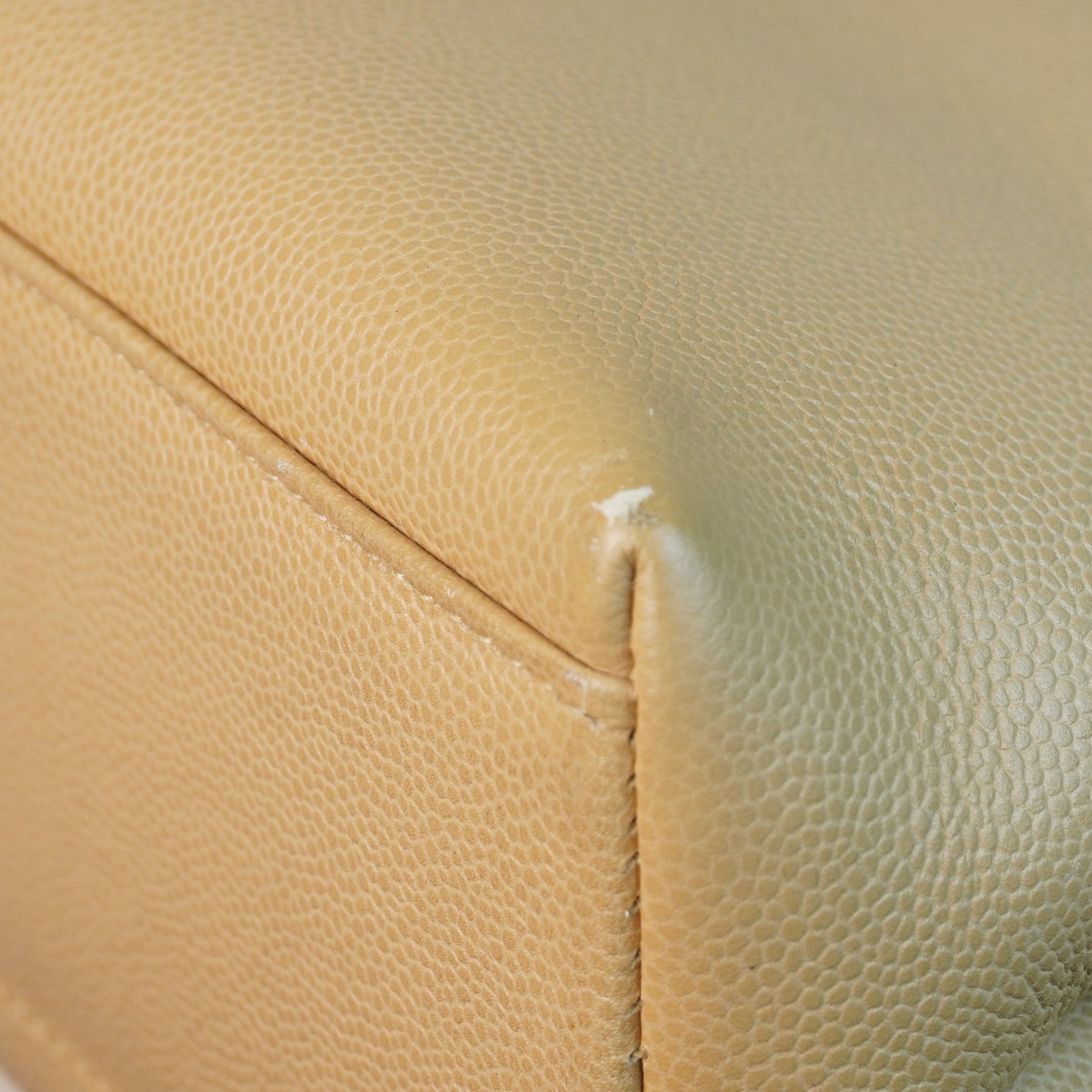PRE-OWNED CC Beige Caviar Leather Turnlock Tote
