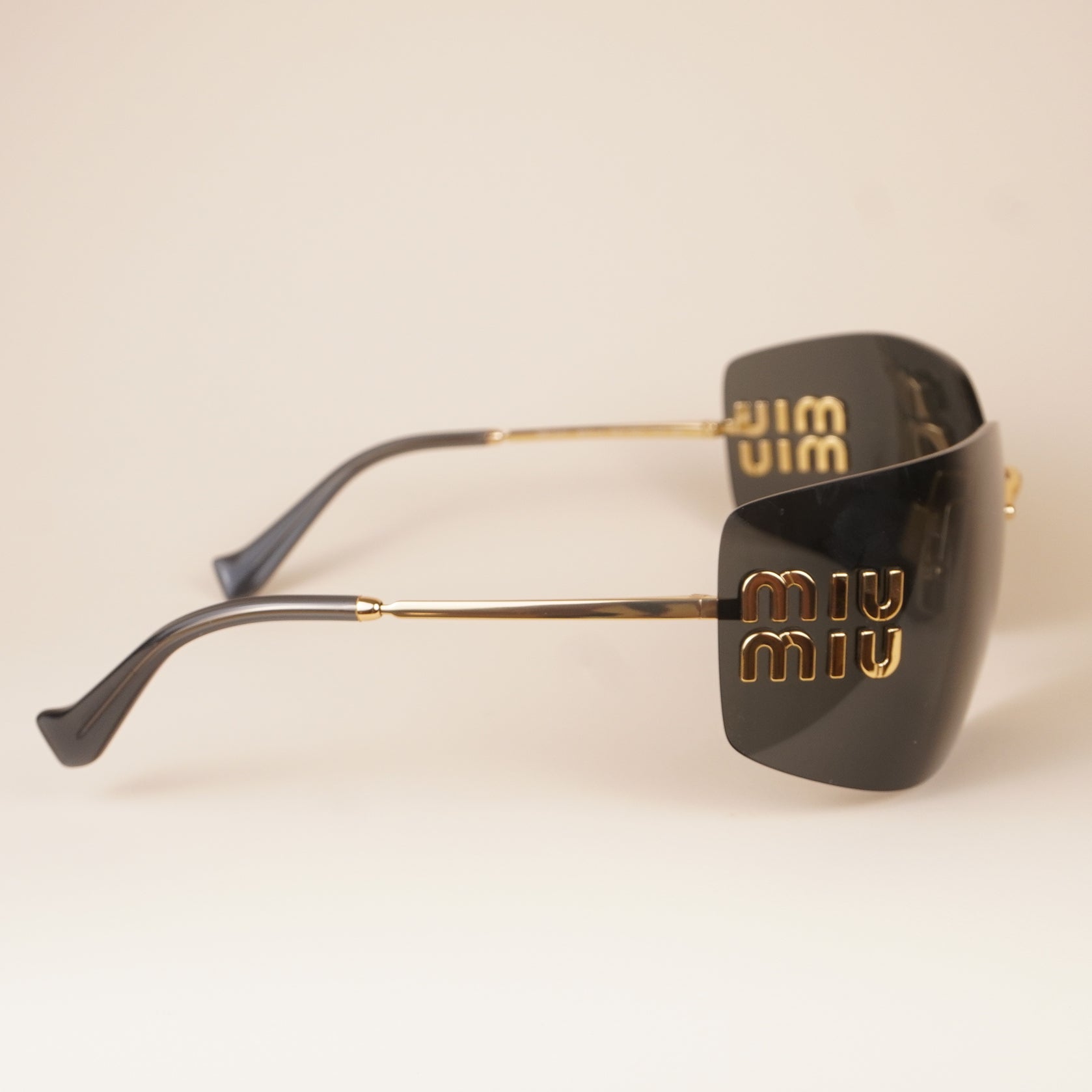 PRE-OWNED Runway Rectangle-frame Sunglasses