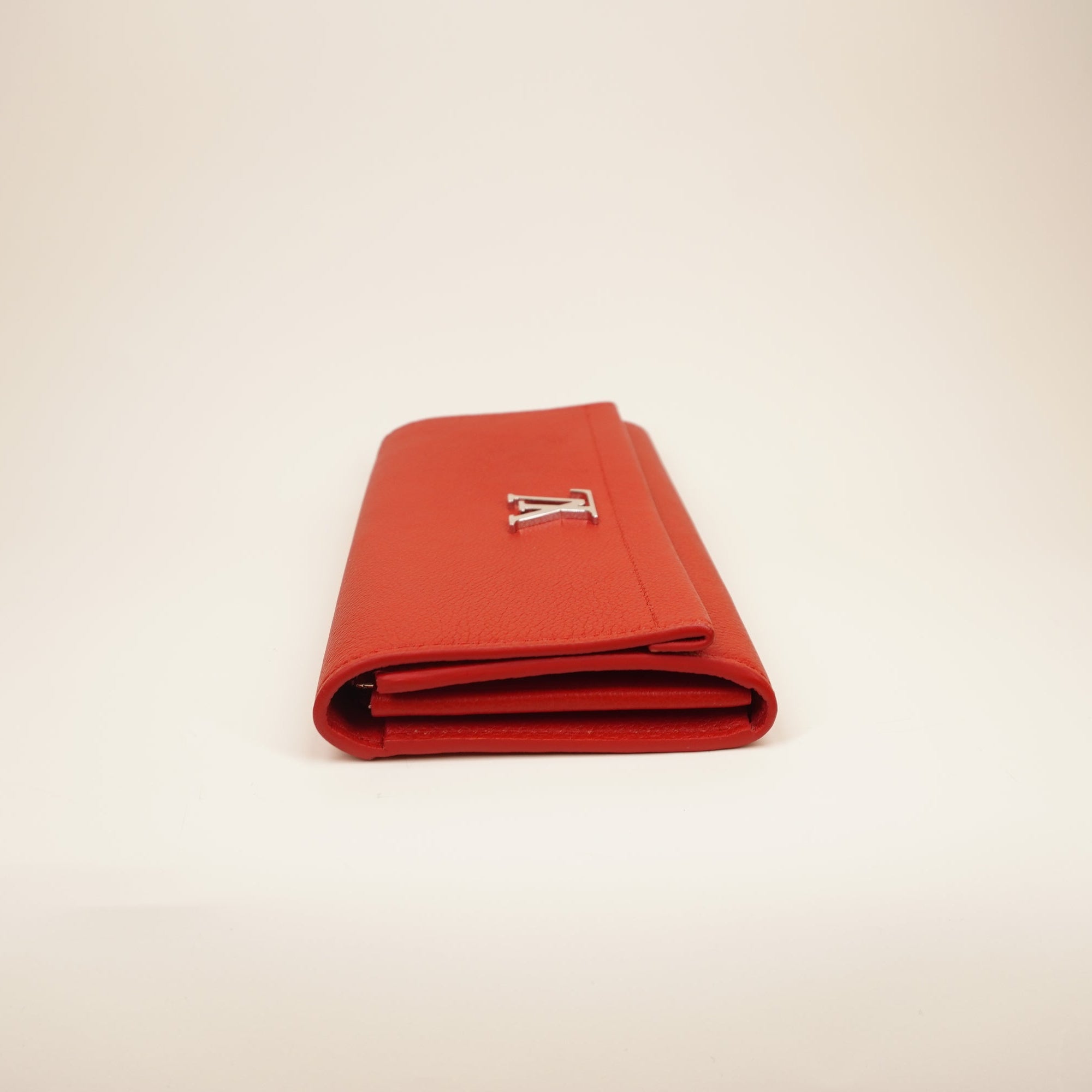 PRE-OWNED Lockme Calfskin Long Leather Wallet Red