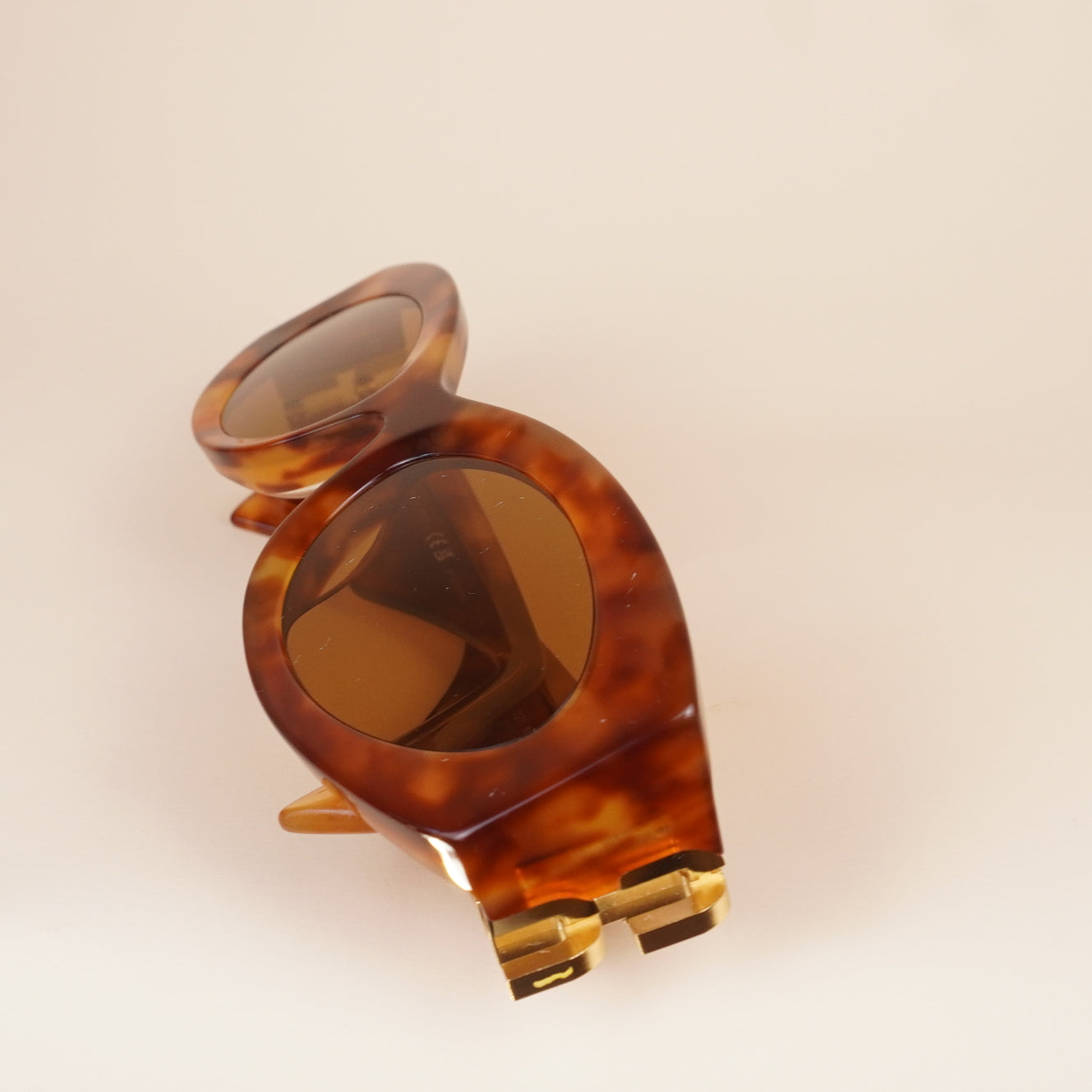 PRE-OWNED Tortoiseshell Cat-Eye Sunglasses