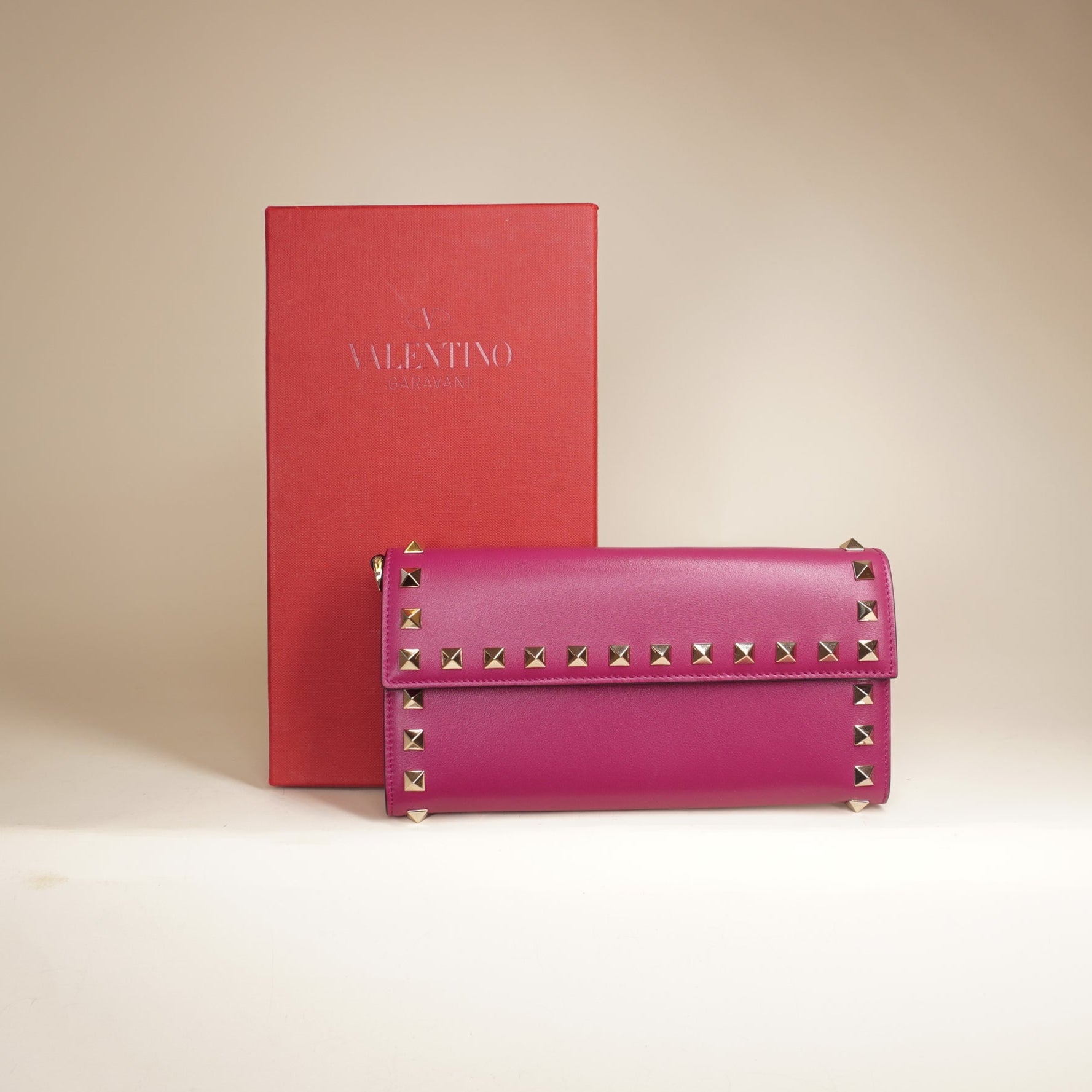 PRE-OWNED Pink Rockstud Flap Wristlet Wallet Leather Small