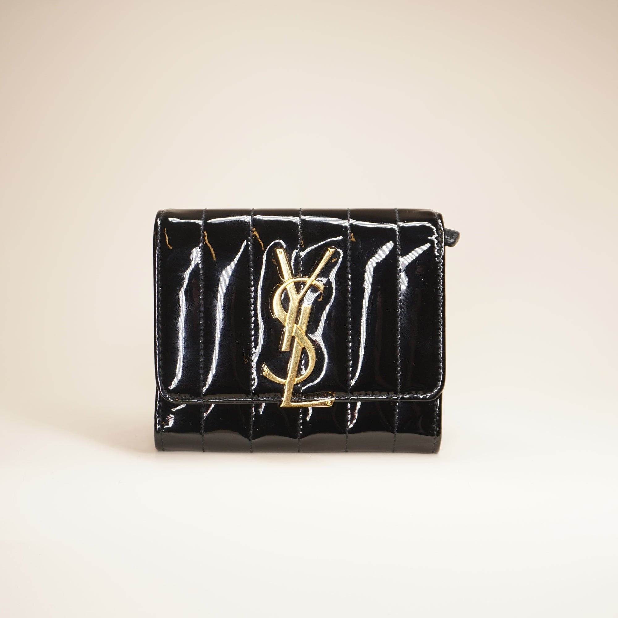 PRE-OWNED YSL Vicky Flap Wallet Vertical Quilted Patent Compact