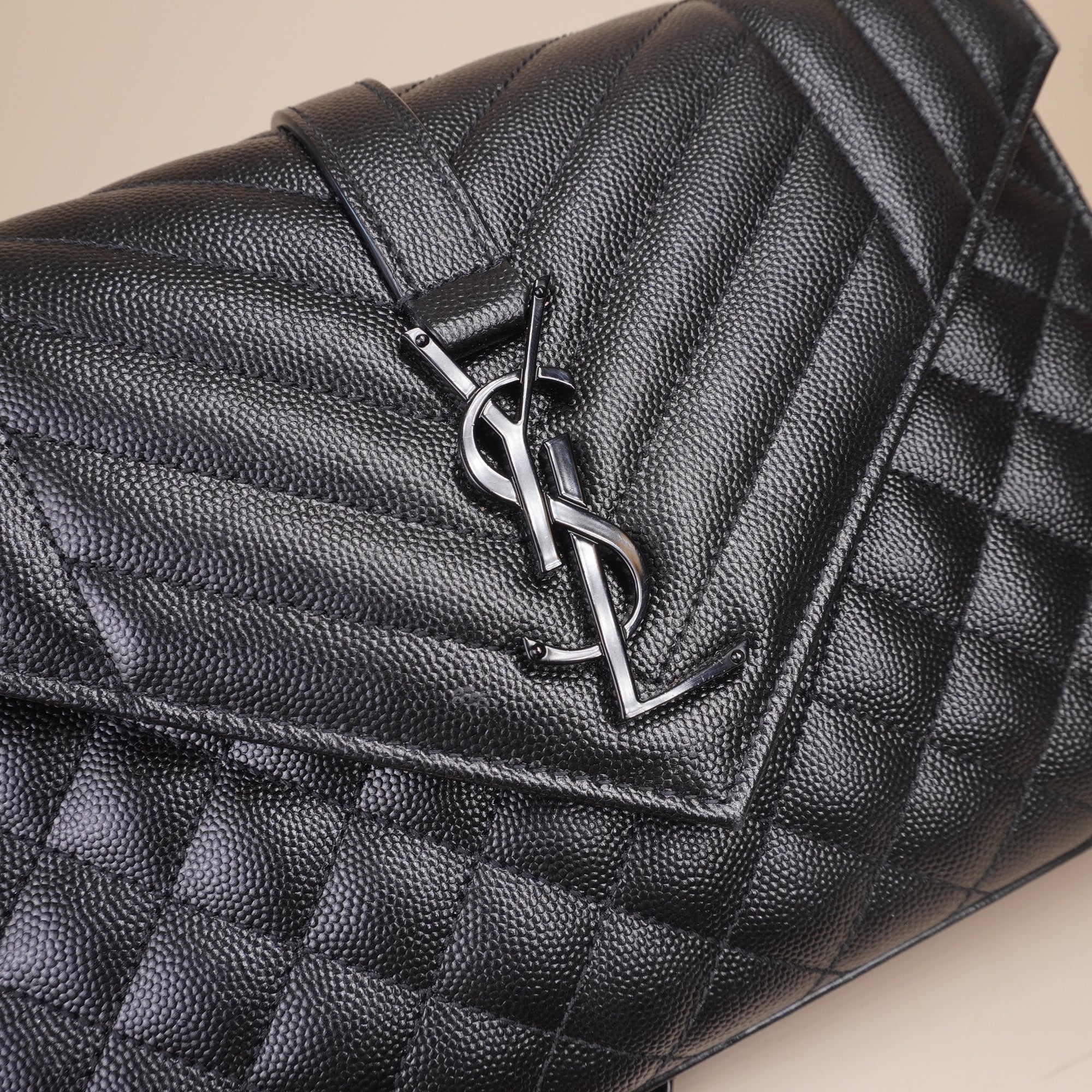 PRE-OWNED Black Grain De Poudre Textured Mixed Matelasse Triquilt Shoulder Bag