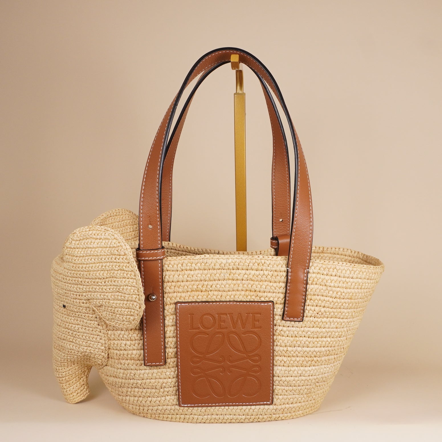 PRE-OWNED Tan Raffia Medium Elephant Basket Tote