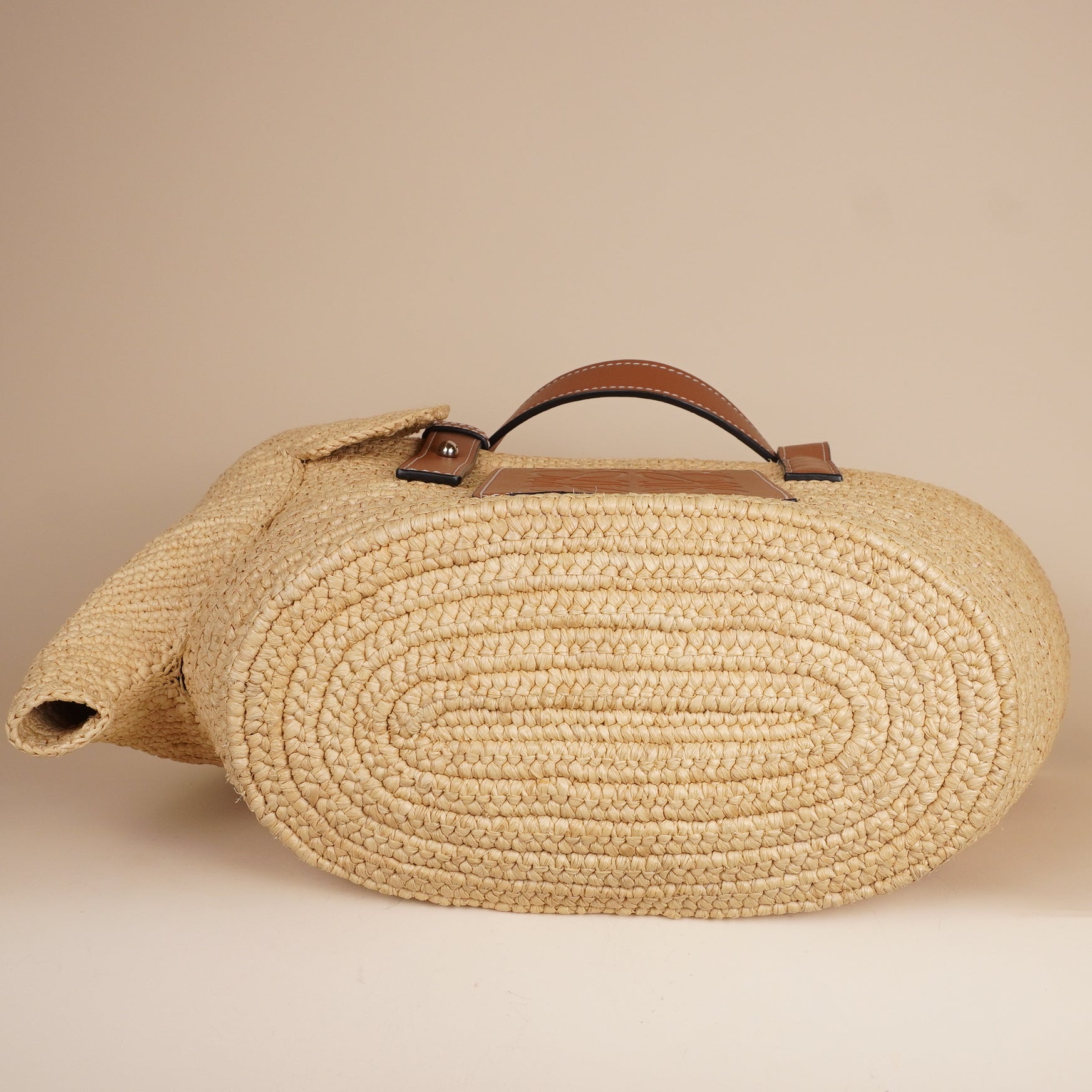 PRE-OWNED Tan Raffia Medium Elephant Basket Tote