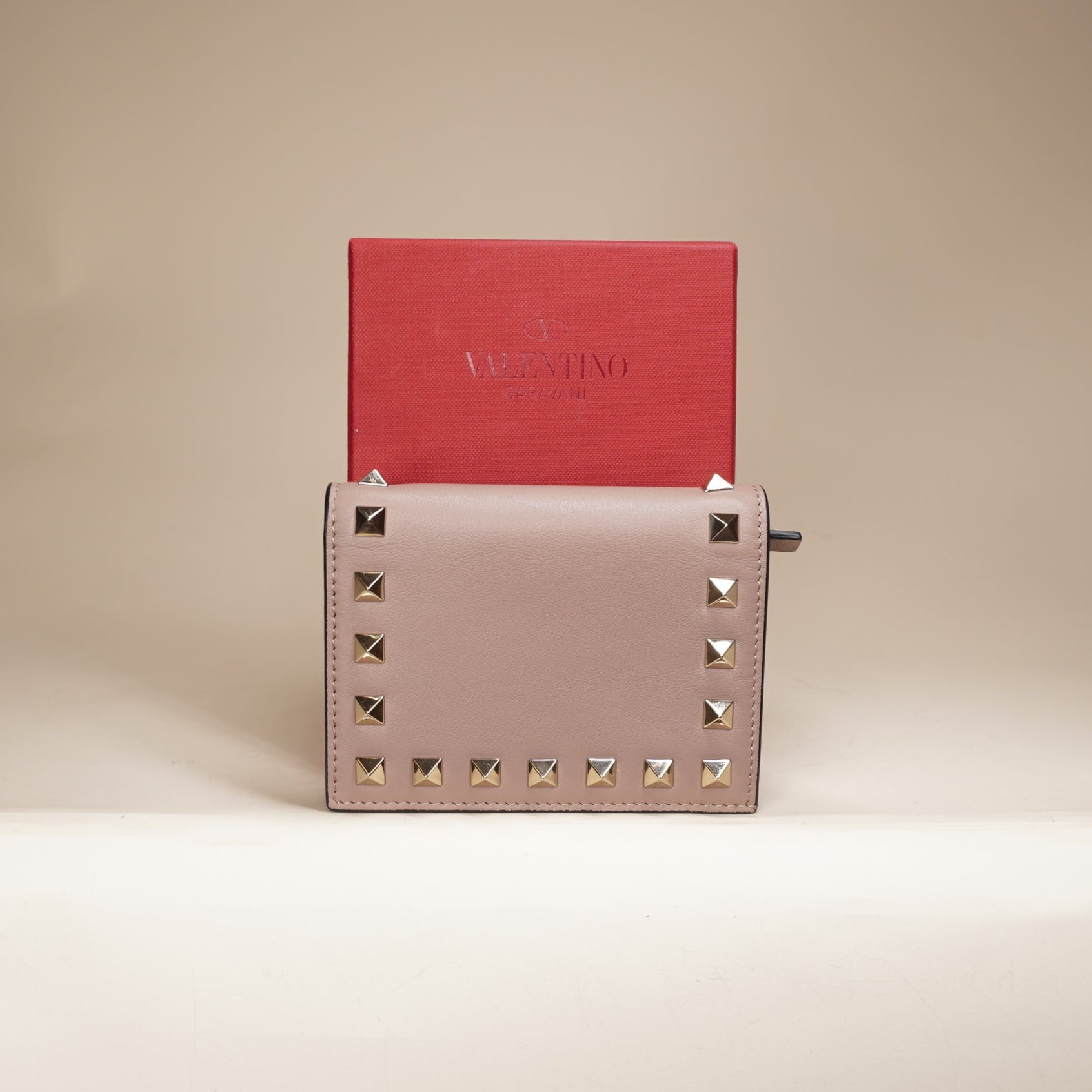 PRE-OWNED Light Pink Small Rockstud Wallet