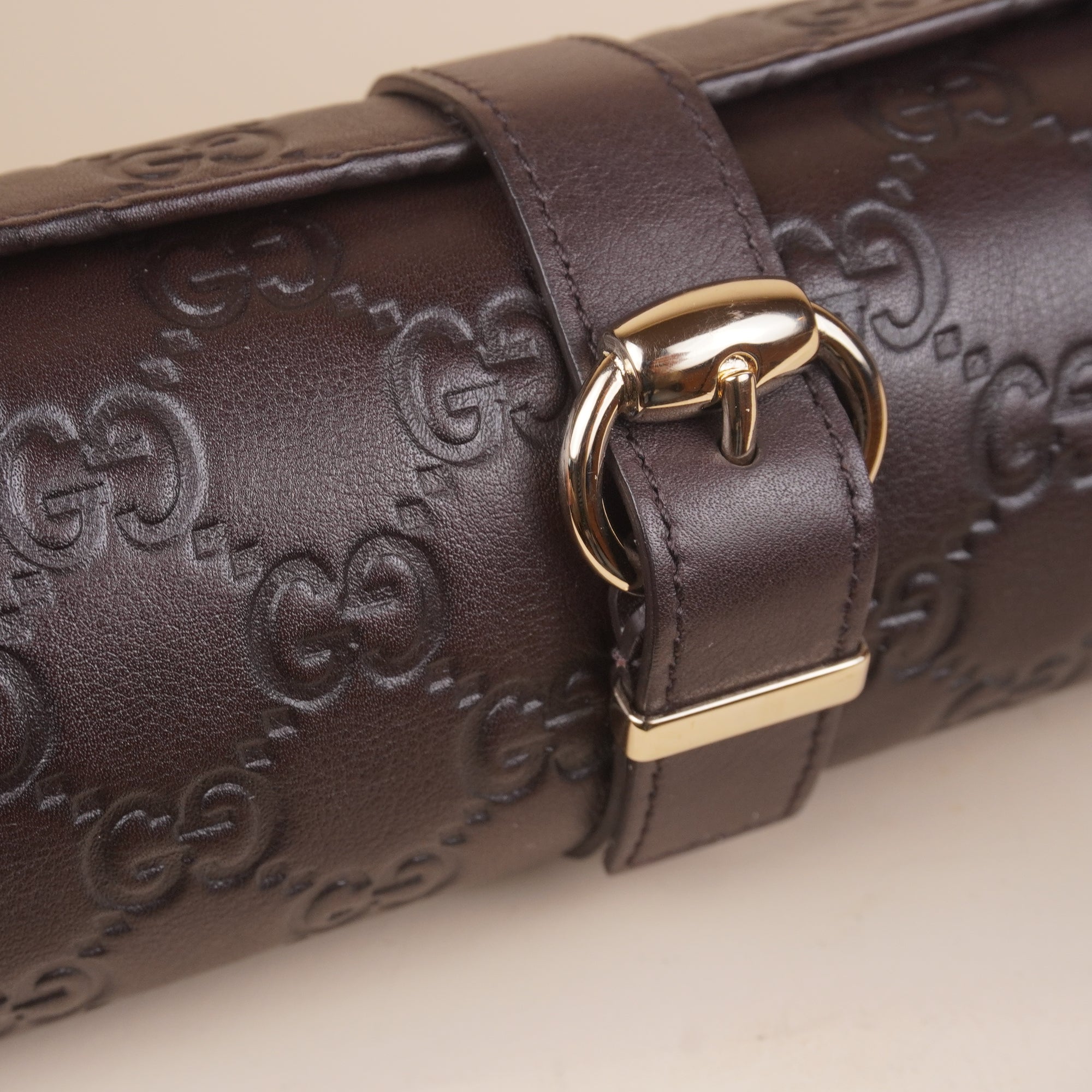 PRE-OWNED GG 125.5 MOP Diamond and Stainless Steel Watch and Guccissima Leather Watch Case