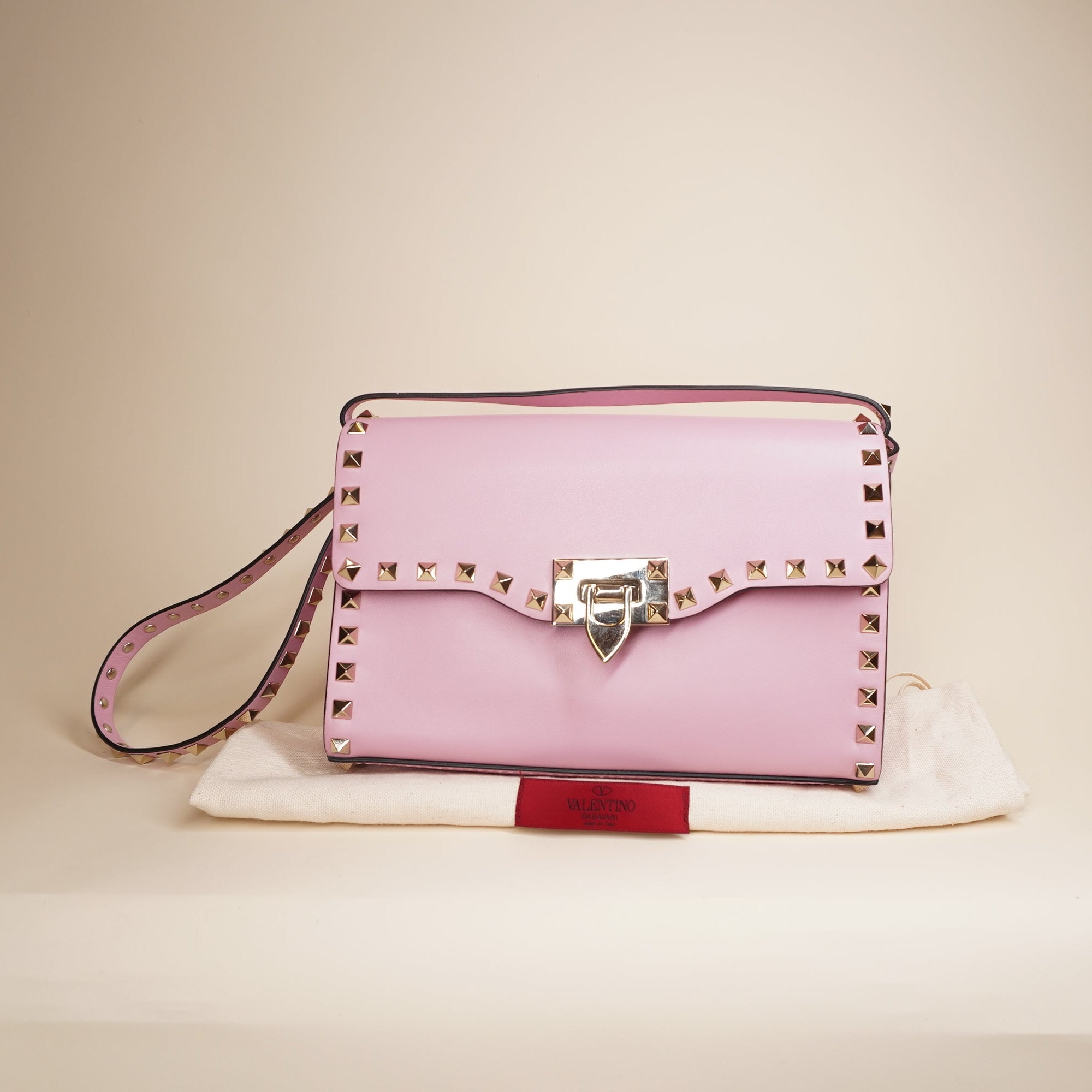 PRE-OWNED Pink Rockstud Flip Lock Shoulder Bag