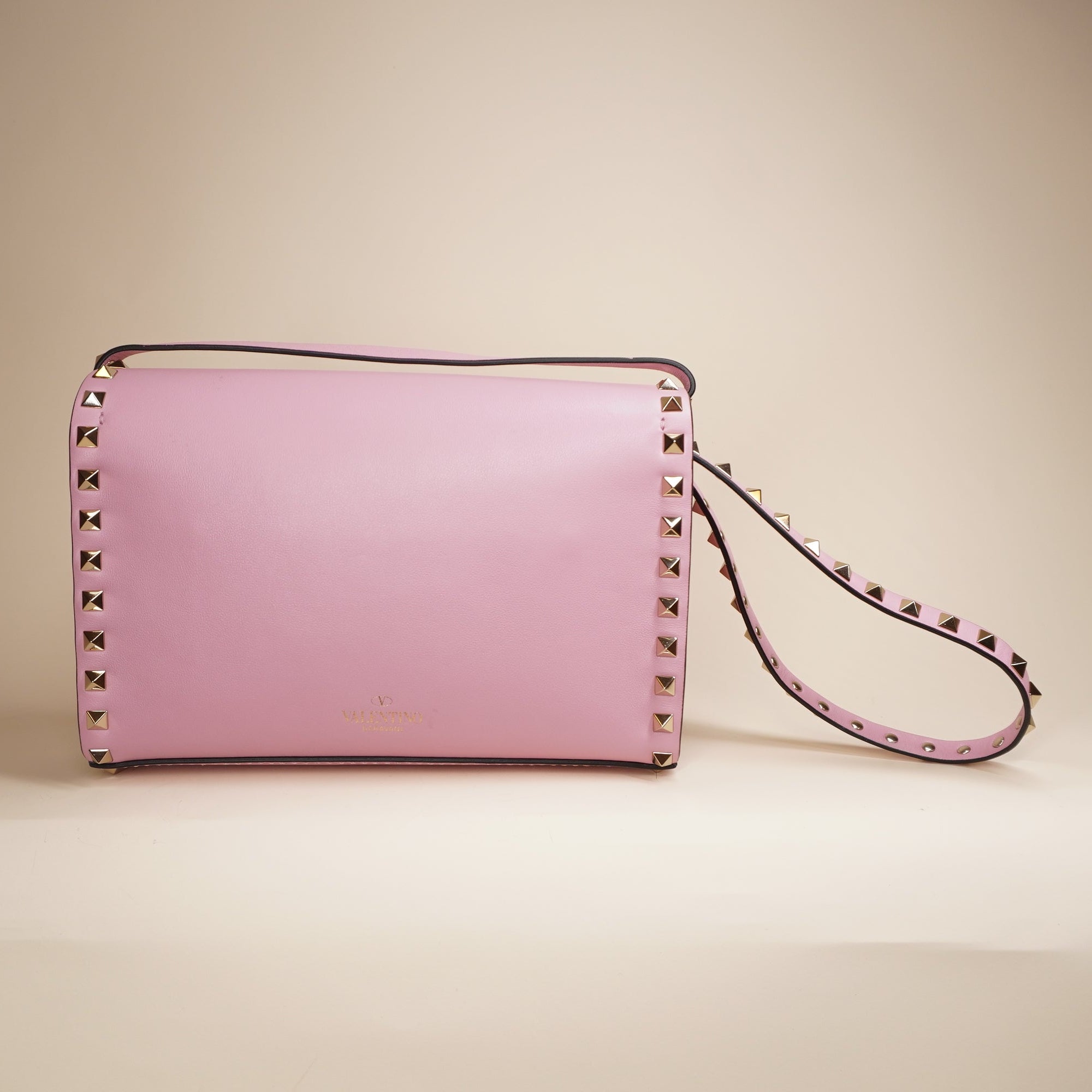 PRE-OWNED Pink Rockstud Flip Lock Shoulder Bag