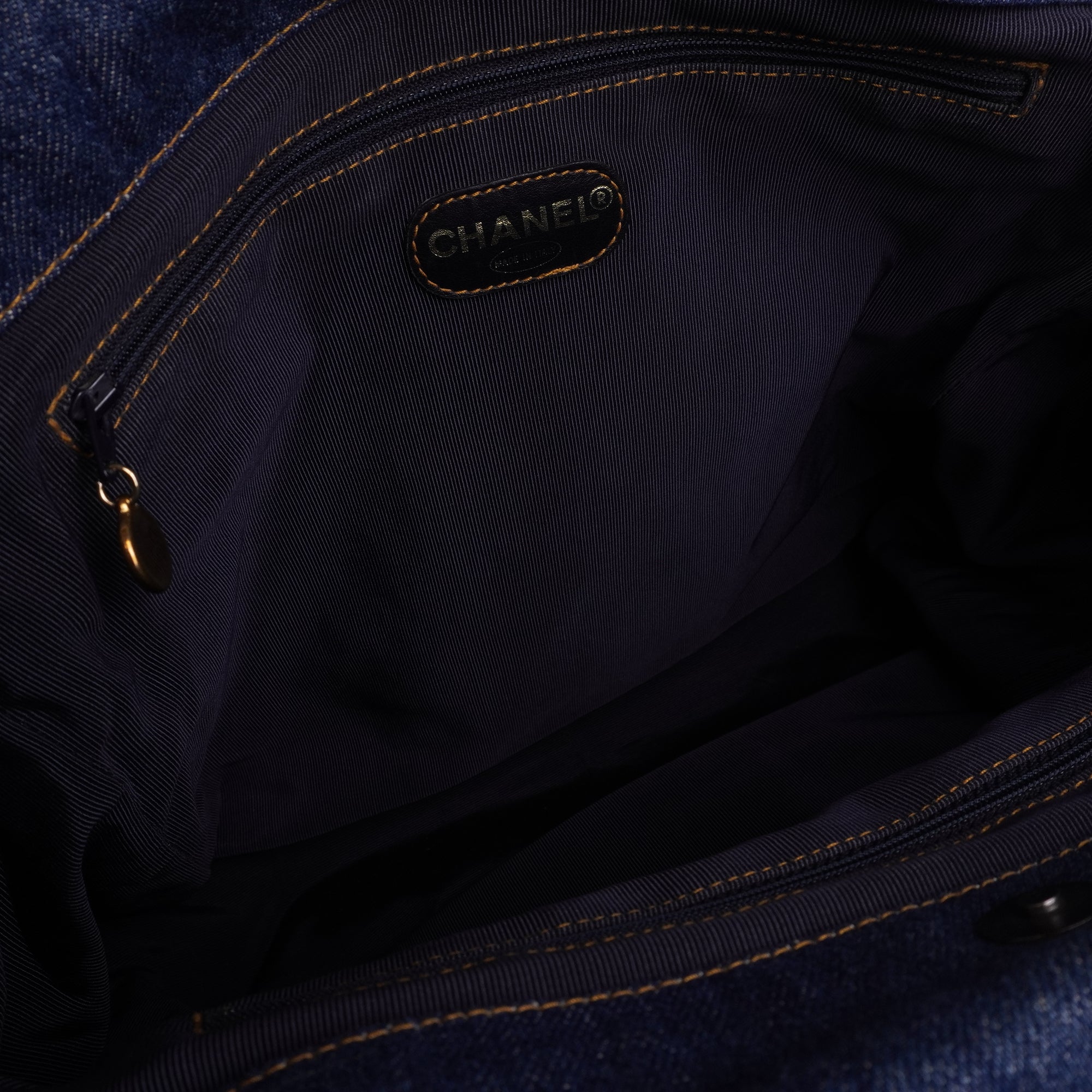 PRE-OWNED CC Denim Tortoise Shell Handle Tote Bag Blue Classic