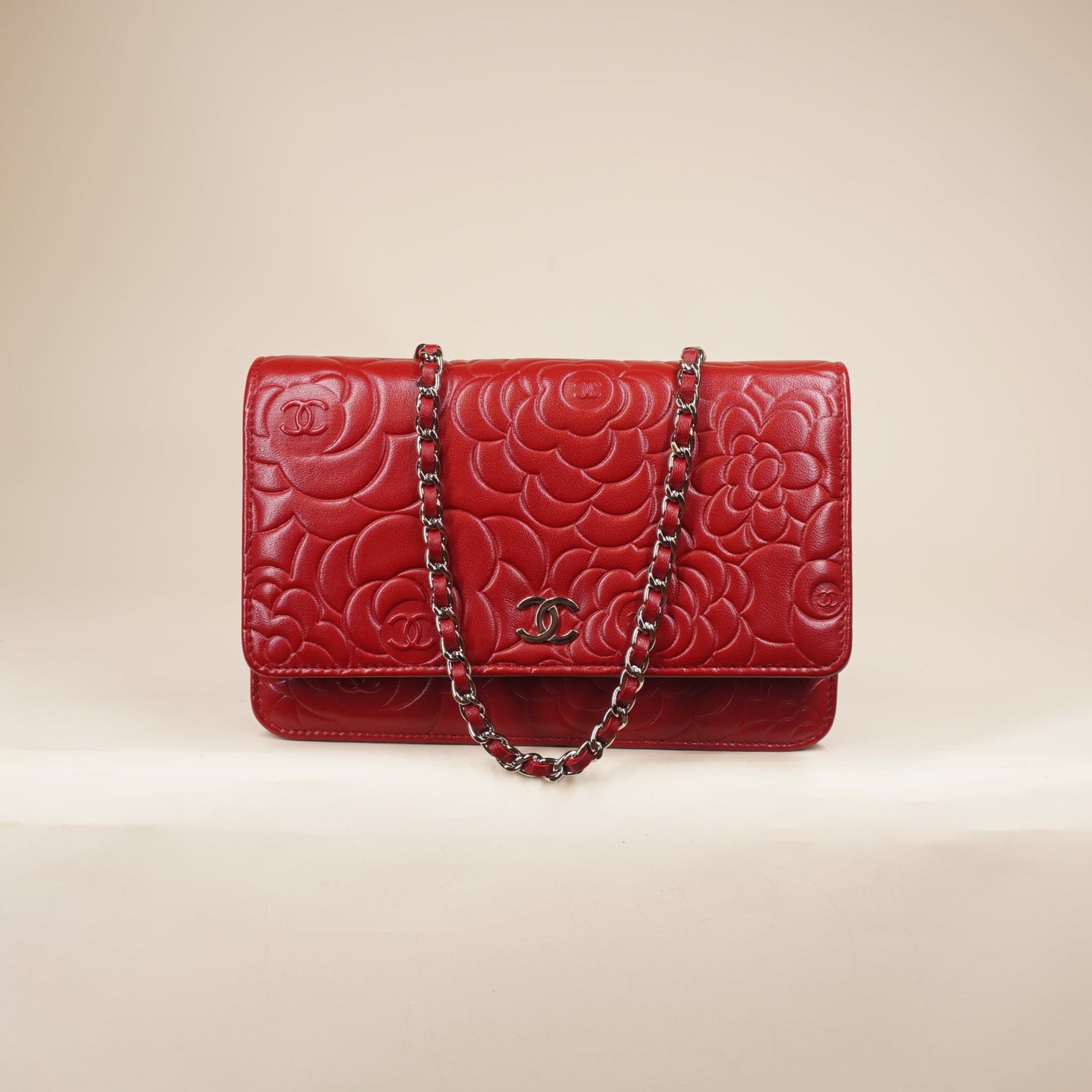 PRE-OWNED CC Red Lambskin Camellia Embossed Wallet on Chain