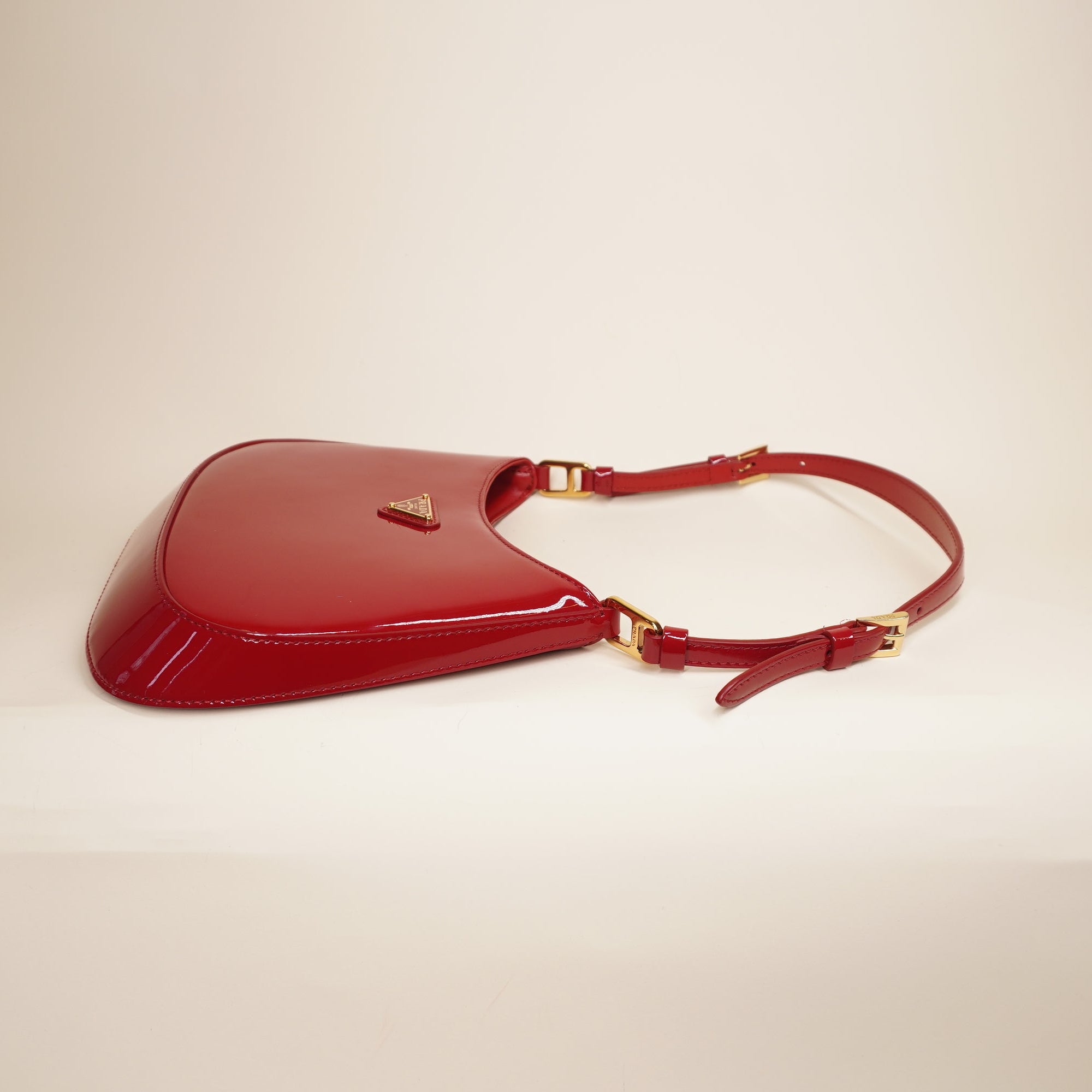 PRE-OWNED  Cleo Hobo Red Patent Leather Shoulder Bag