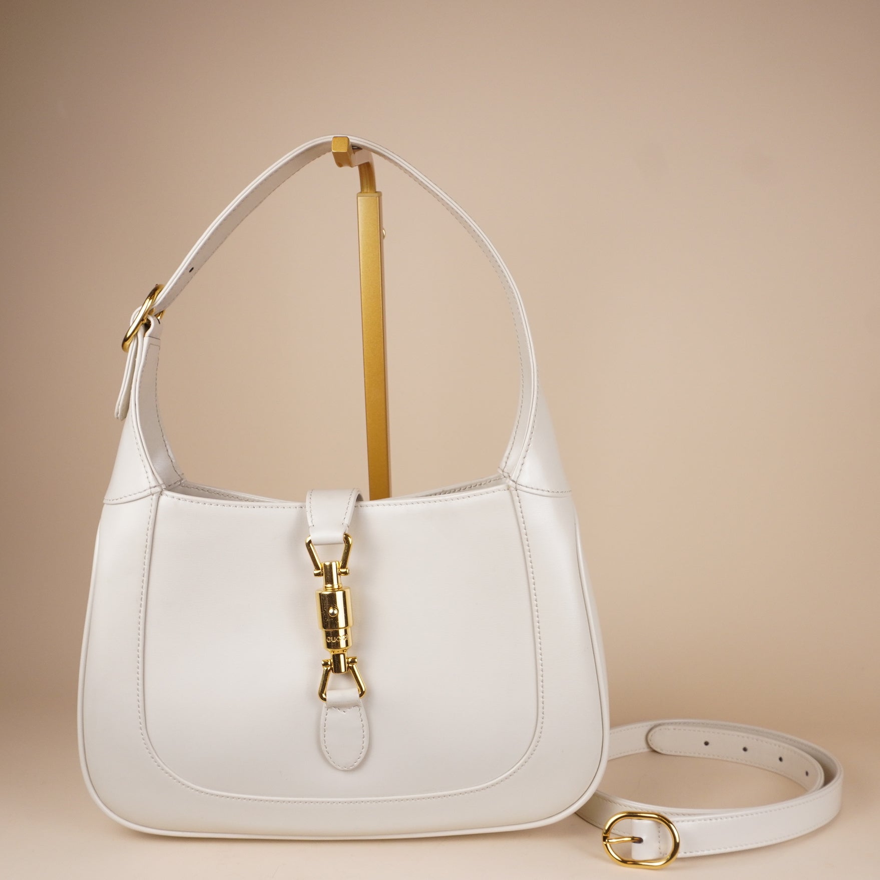 PRE-OWNED GG Jackie 1961 Medium Shoulder Bag in White