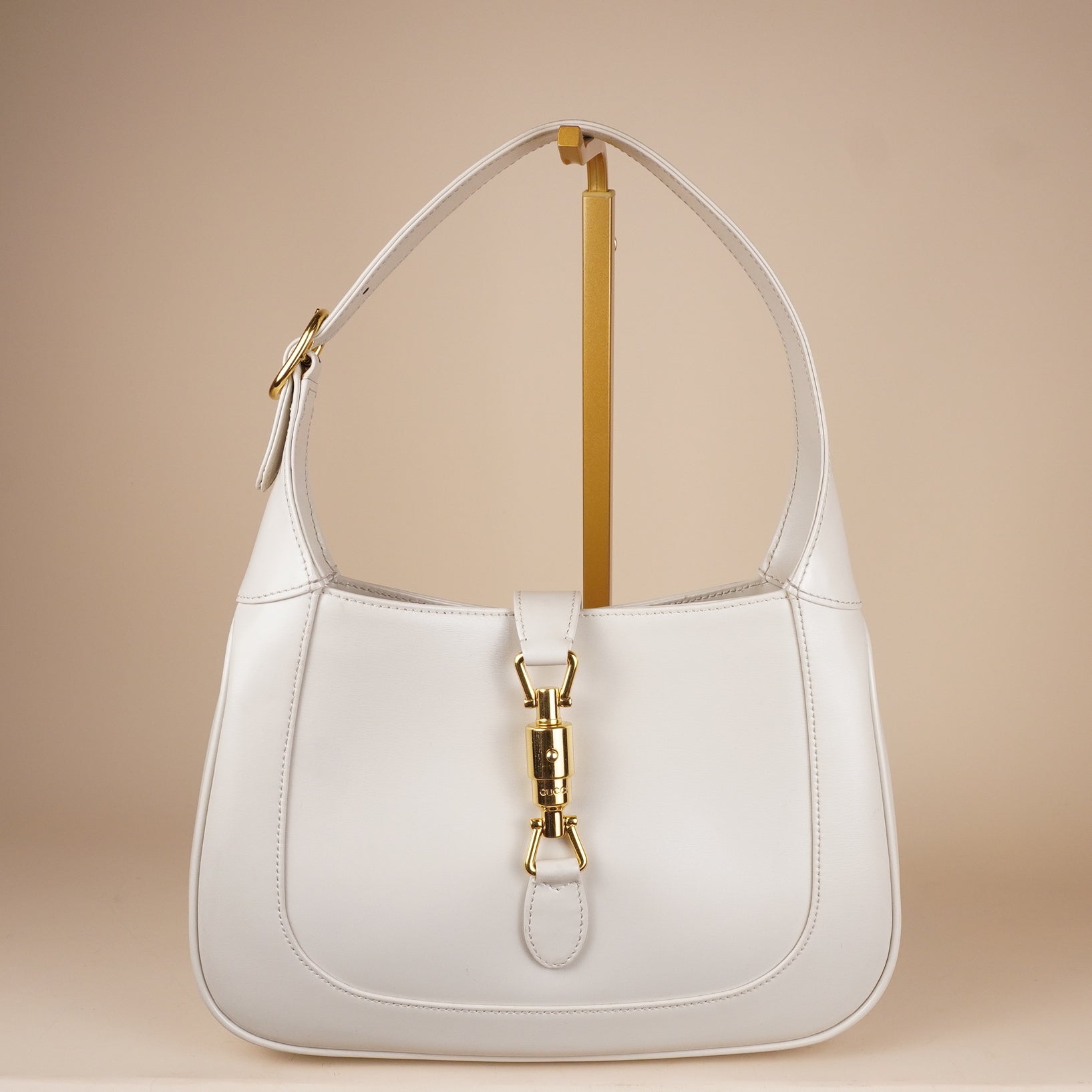 PRE-OWNED GG Jackie 1961 Medium Shoulder Bag in White