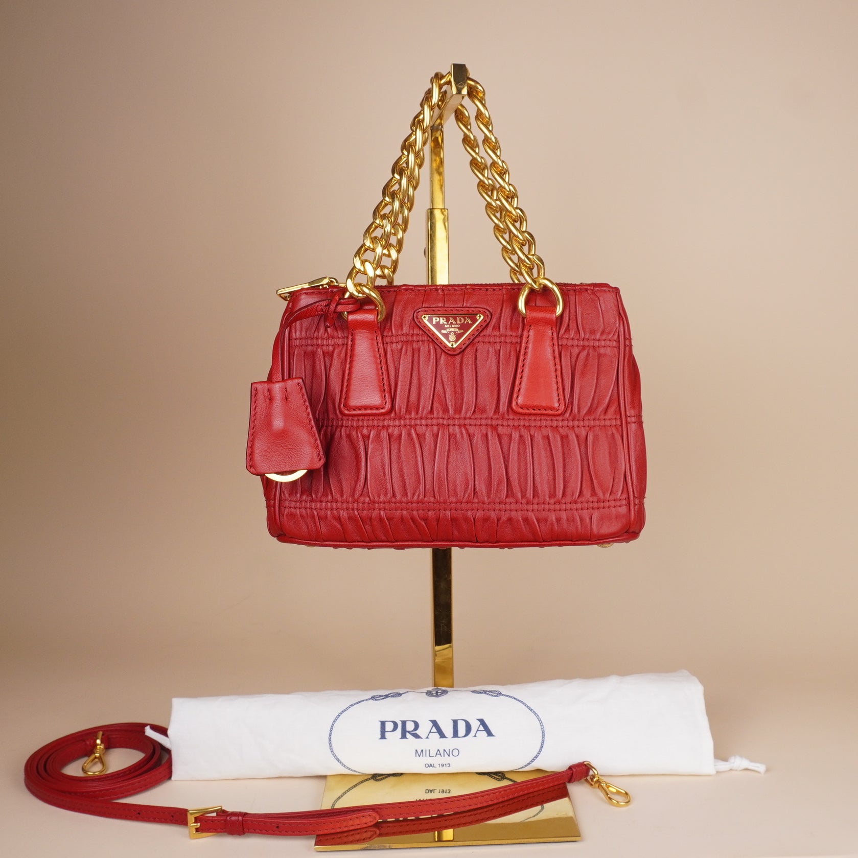 PRE-OWNED Red Leather Nappa Chain Bag