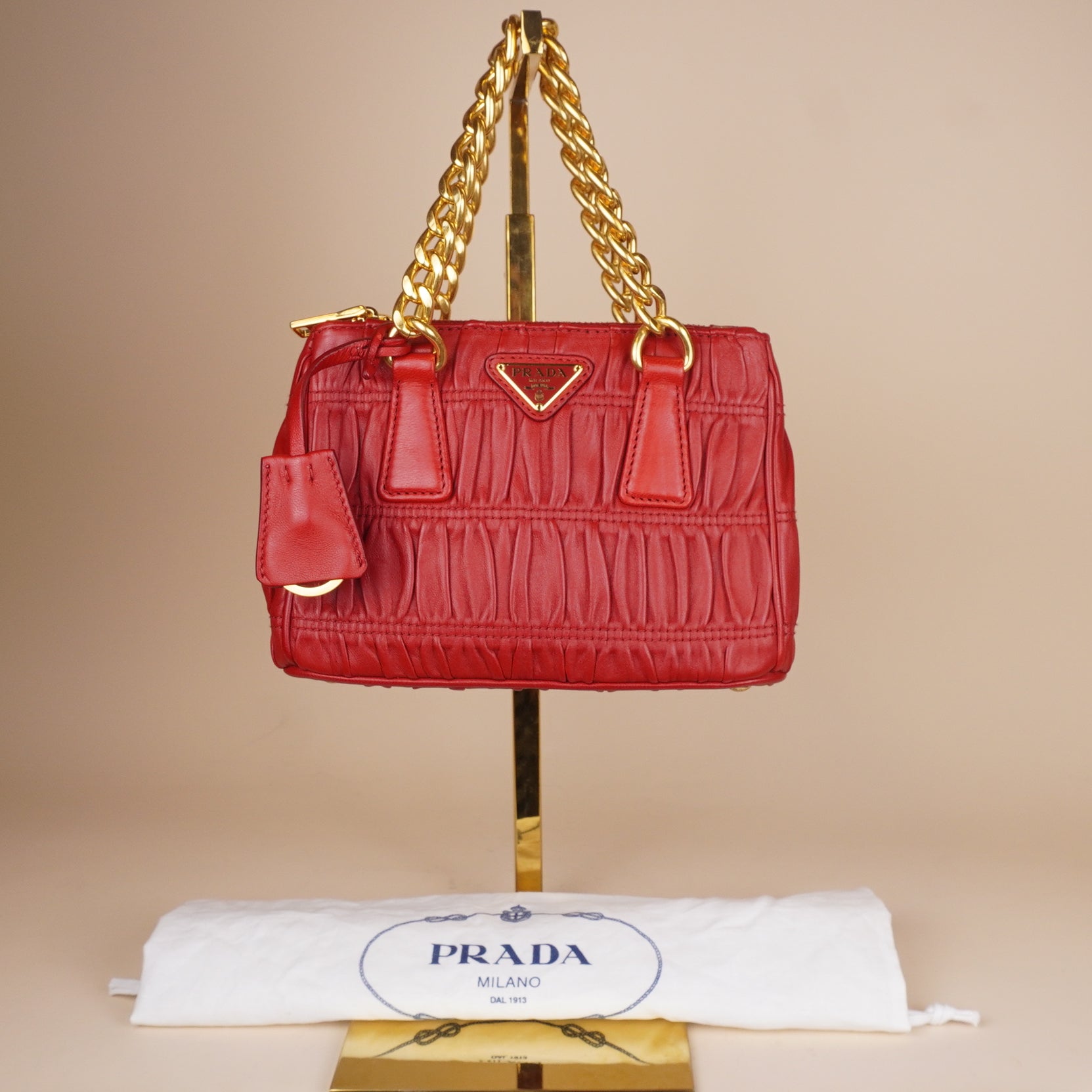PRE-OWNED Red Leather Nappa Chain Bag