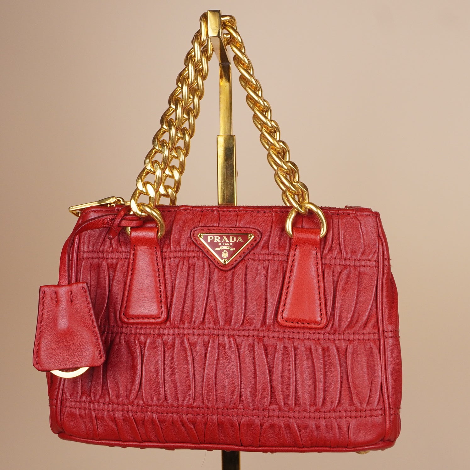 PRE-OWNED Red Leather Nappa Chain Bag