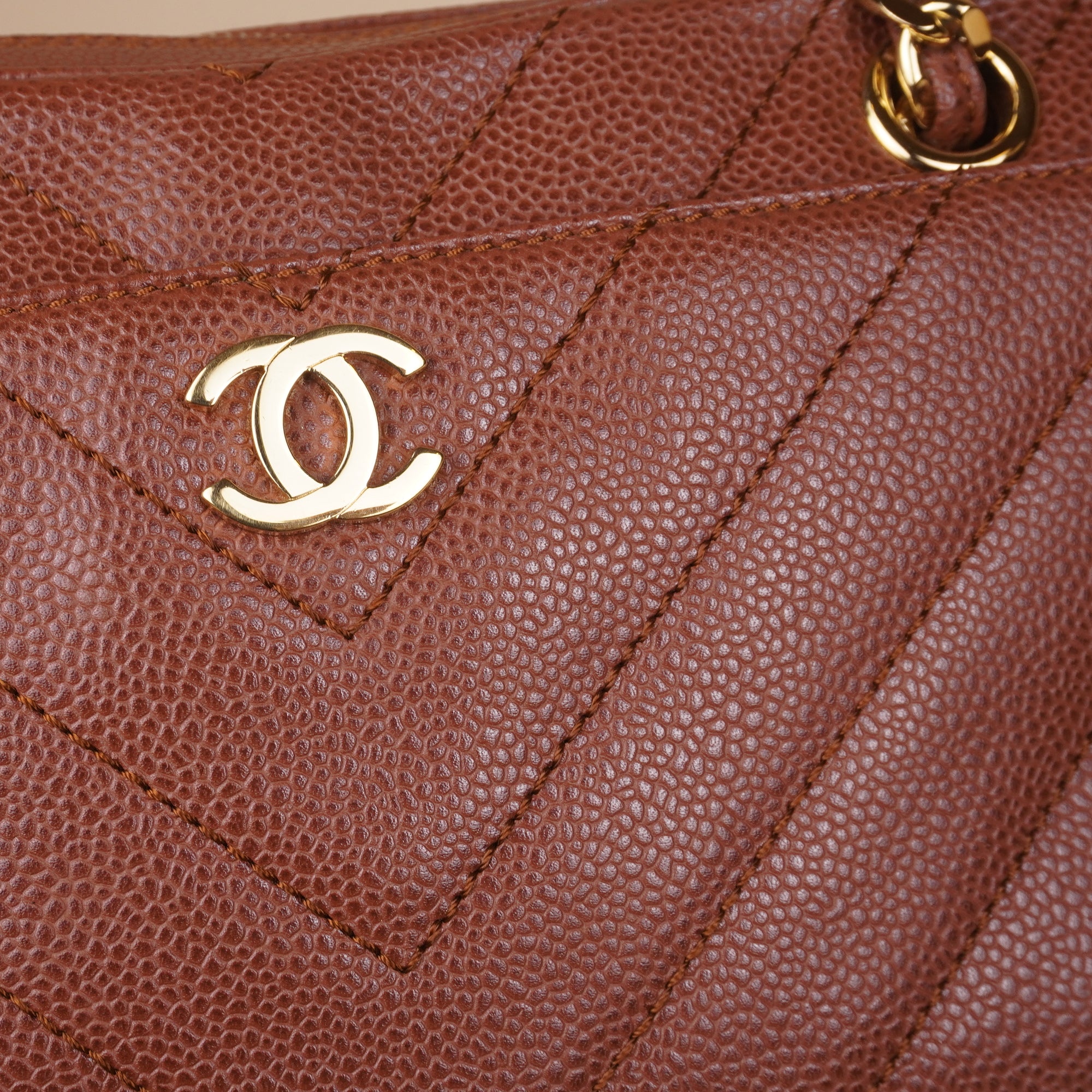 PRE-OWNED CC Vintage Caviar Chevron Chain Camera Shoulder Bag