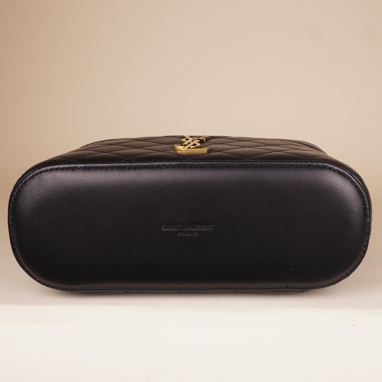 PRE-OWNED Lambskin Quilted Gaby Medium Vanity Case Black