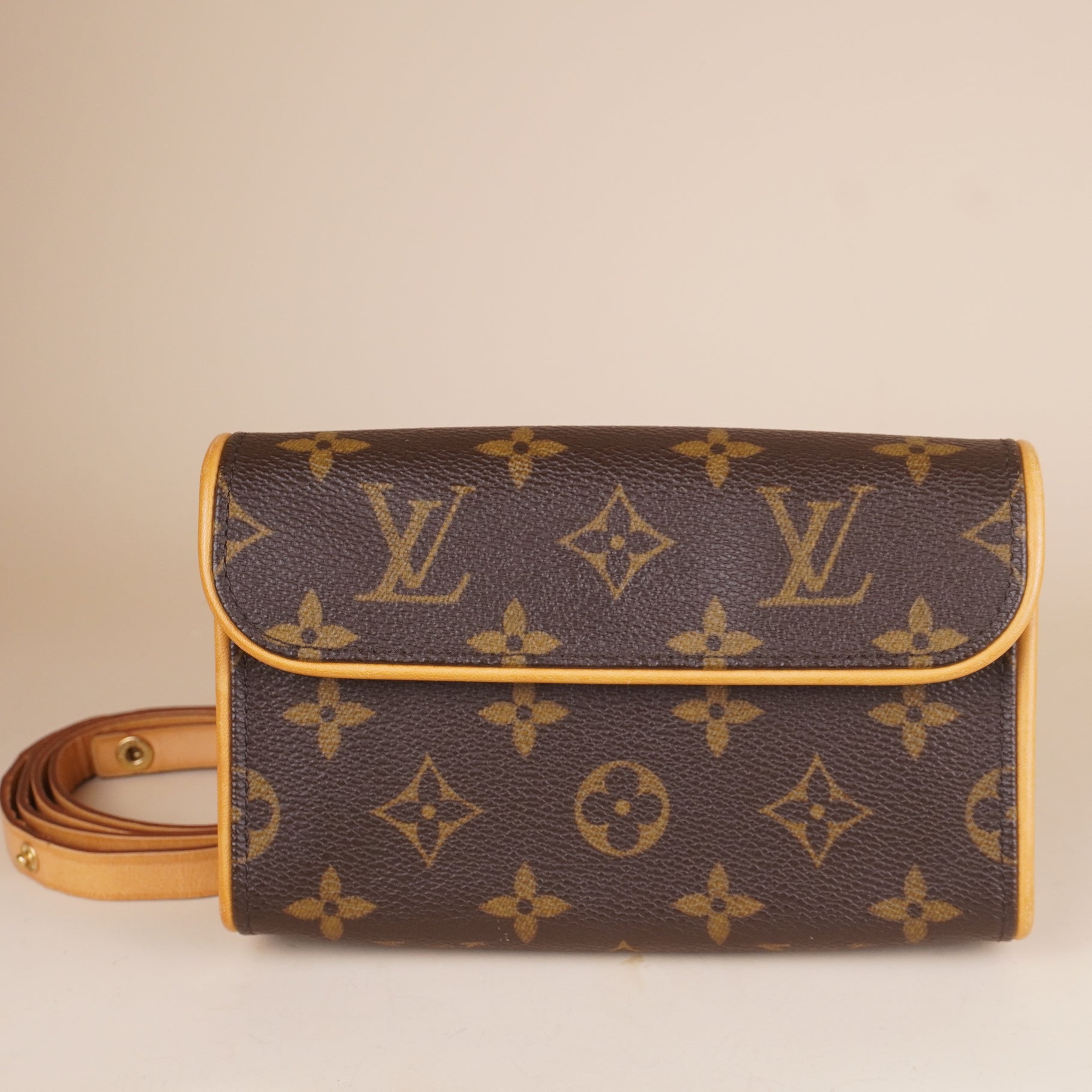 PRE-OWNED LV Monogram Canvas Pochette Florentine Bag