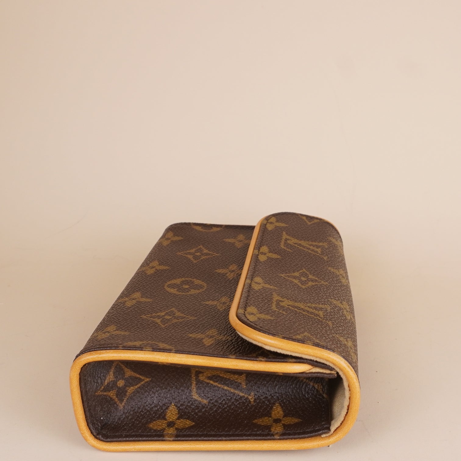 PRE-OWNED LV Monogram Canvas Pochette Florentine Bag