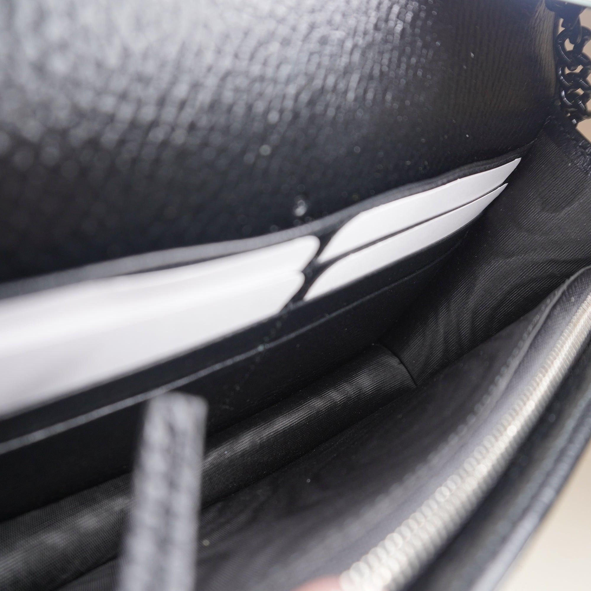 PRE-OWNED Black GG Marmont Wallet on a Chain Crossbody Bag