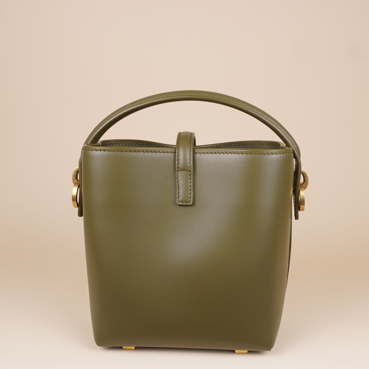PRE-OWNED Shiny Calfskin Le 37 Mini Bucket Bag Strong Moss