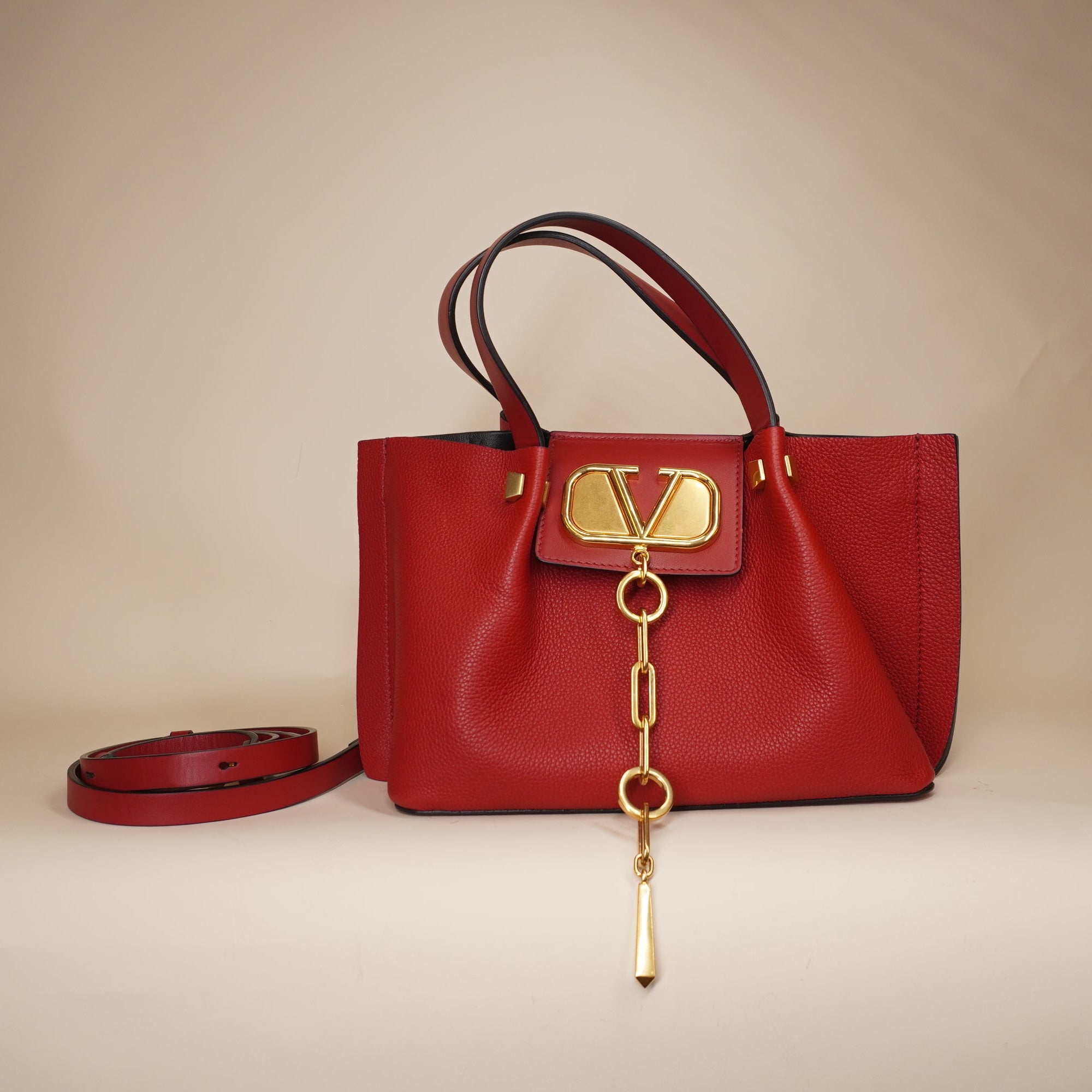 PRE-OWNED Medium VLogo Red Leather Tote Shoulder Bag