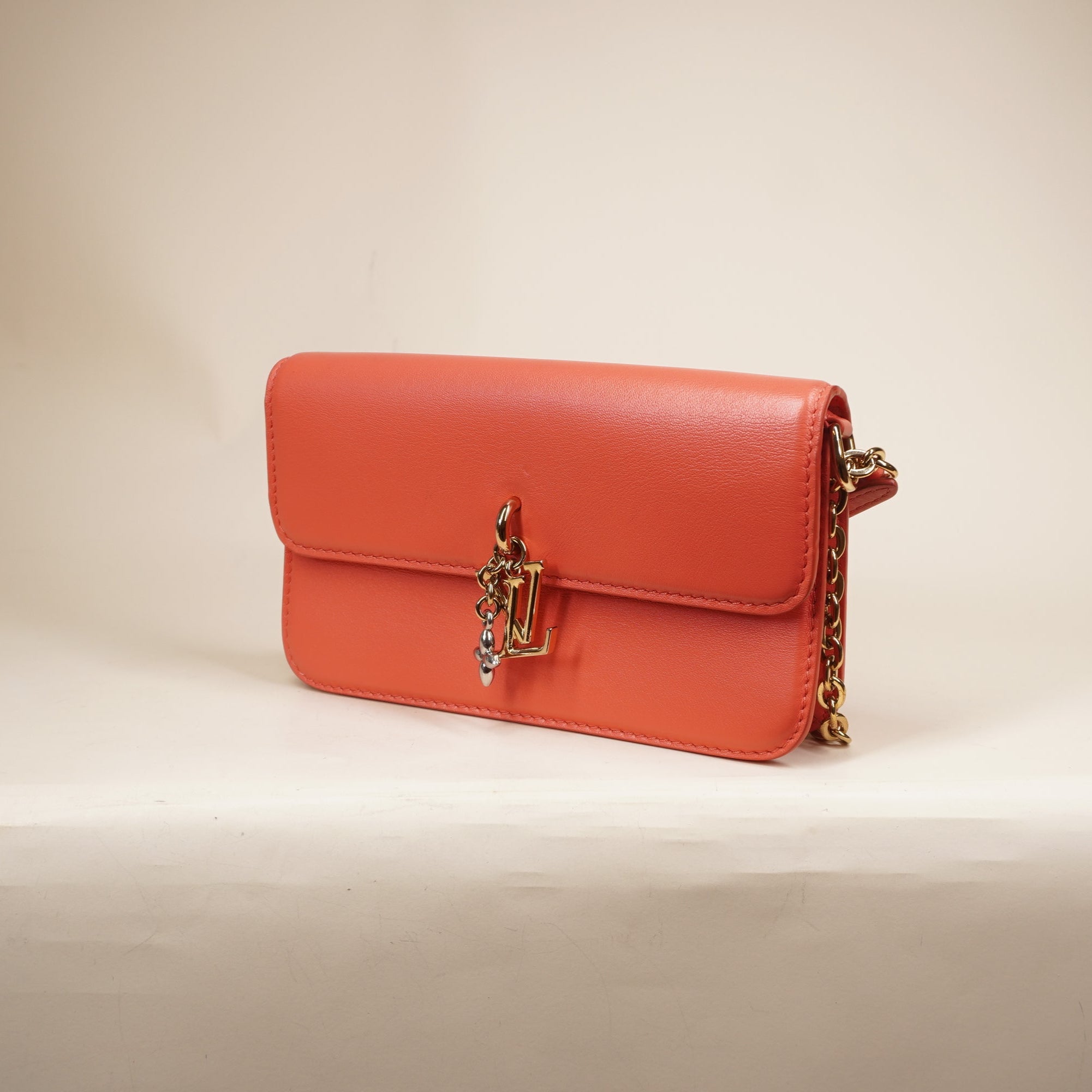 PRE-OWNED LV Leather Bloom Wallet on Chain Crossbody Bag