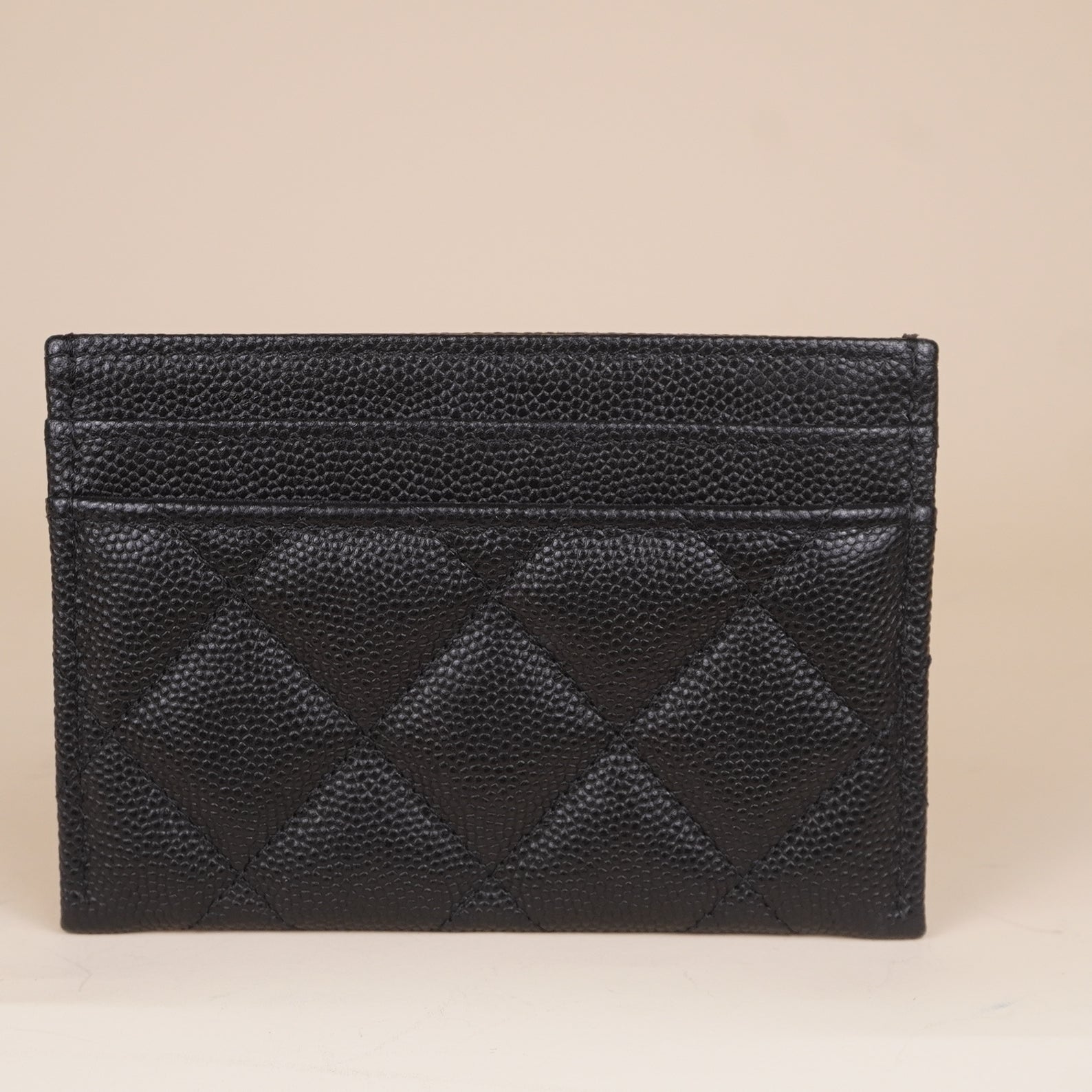 PRE-OWNED CC Black Quilted Iridescent Caviar Leather CC Card Holder