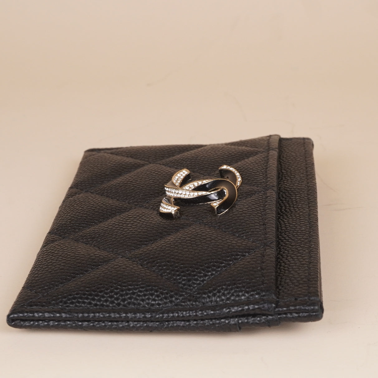 PRE-OWNED CC Black Quilted Iridescent Caviar Leather CC Card Holder