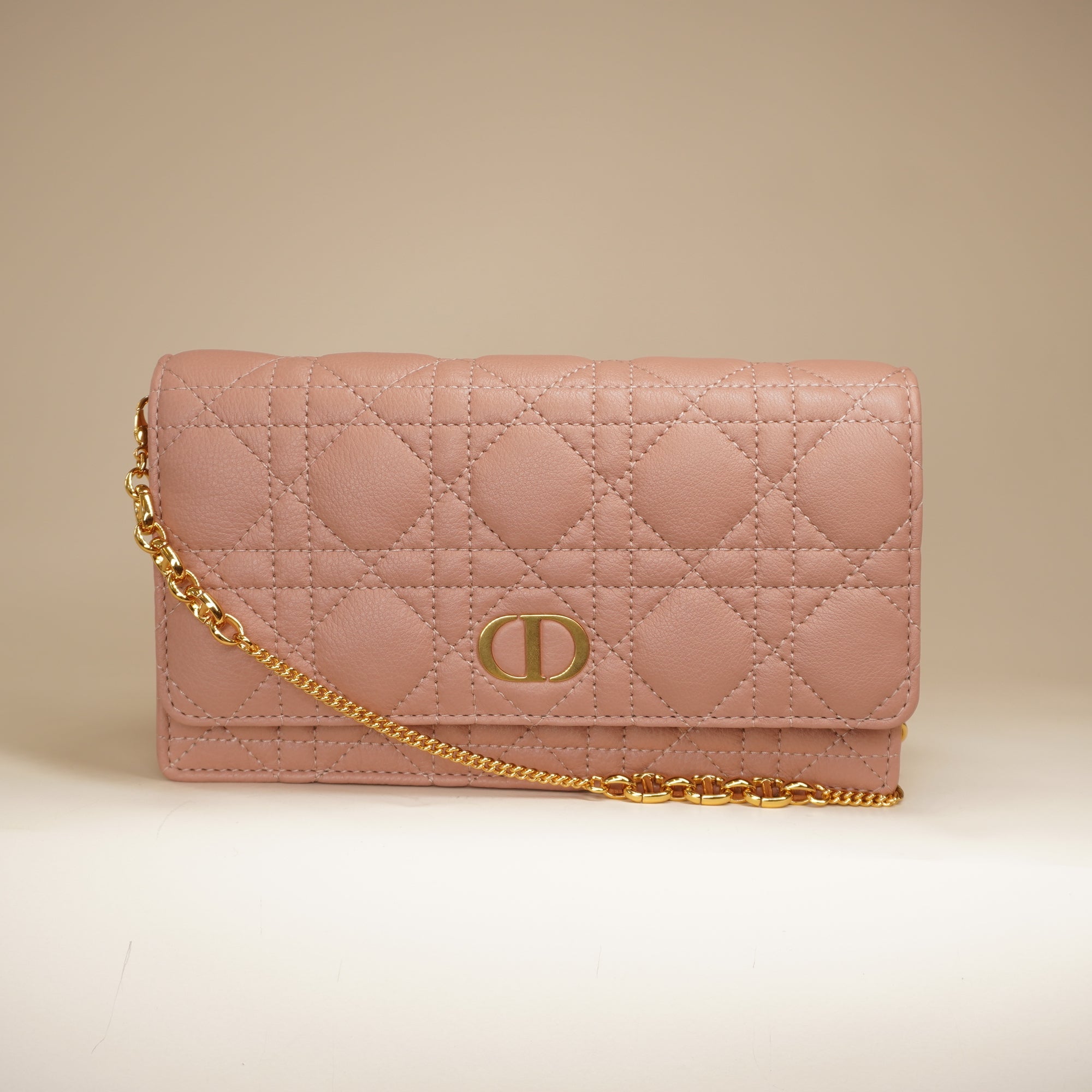 PRE-OWNED Cannage Caro Pouch with Chain In Supple Pink Cannage Calfskin Shoulder Bag