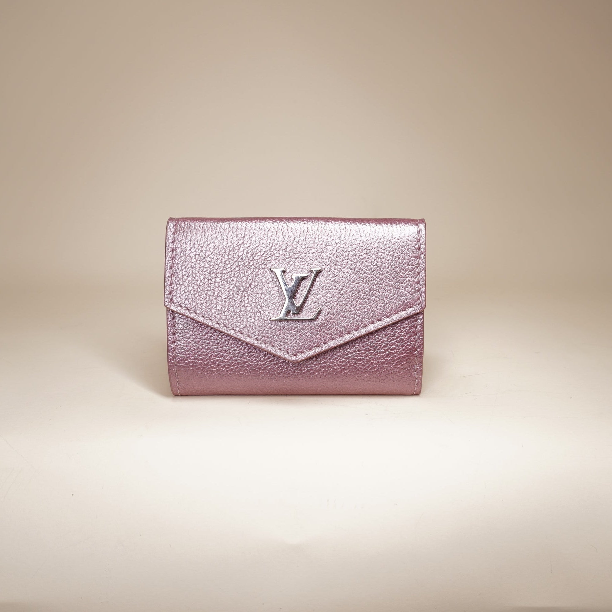 PRE-OWNED LV Lockmini Short Wallet Lockme Pink Silver