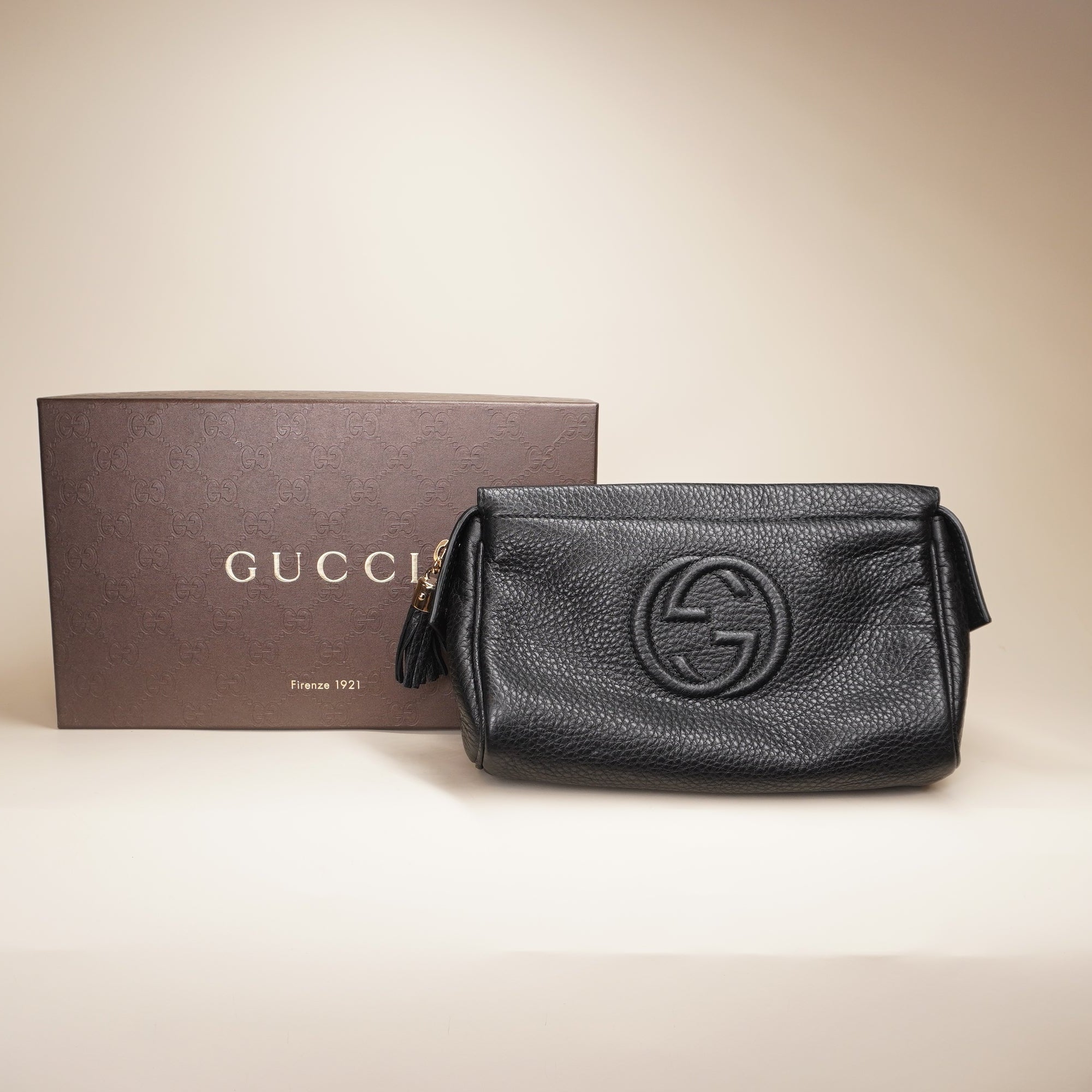 PRE-OWNED Black Pebbled Leather Soho Cosmetic Pouch