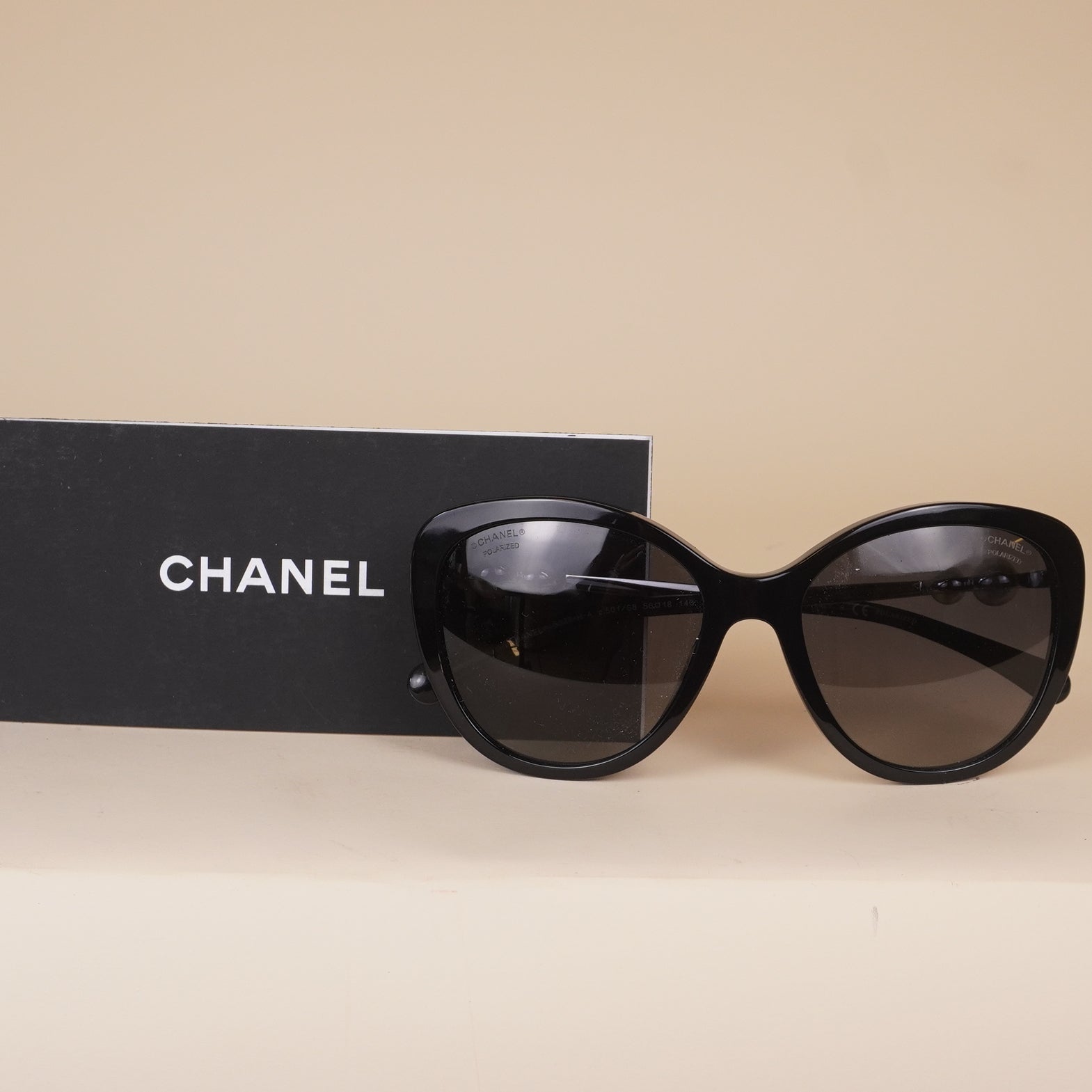 PRE-OWNED CC Butterfly Pearl Polarized Sunglasses 5338-H Black