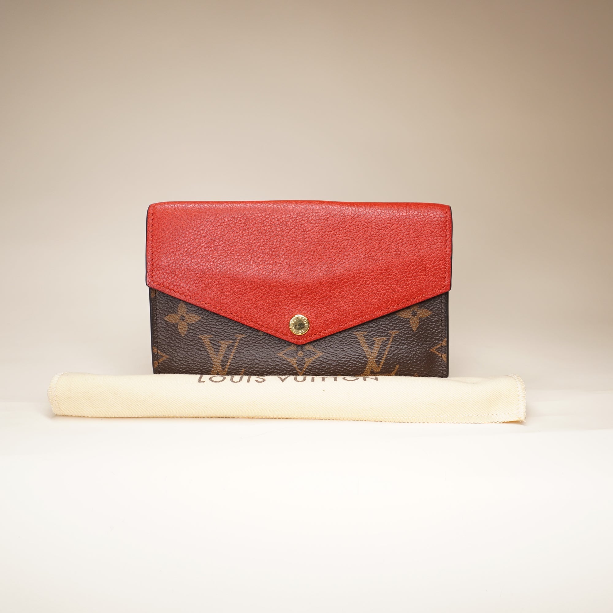 PRE-OWNED LV Pallas Compact Wallet Monogram Canvas and Calf Leather