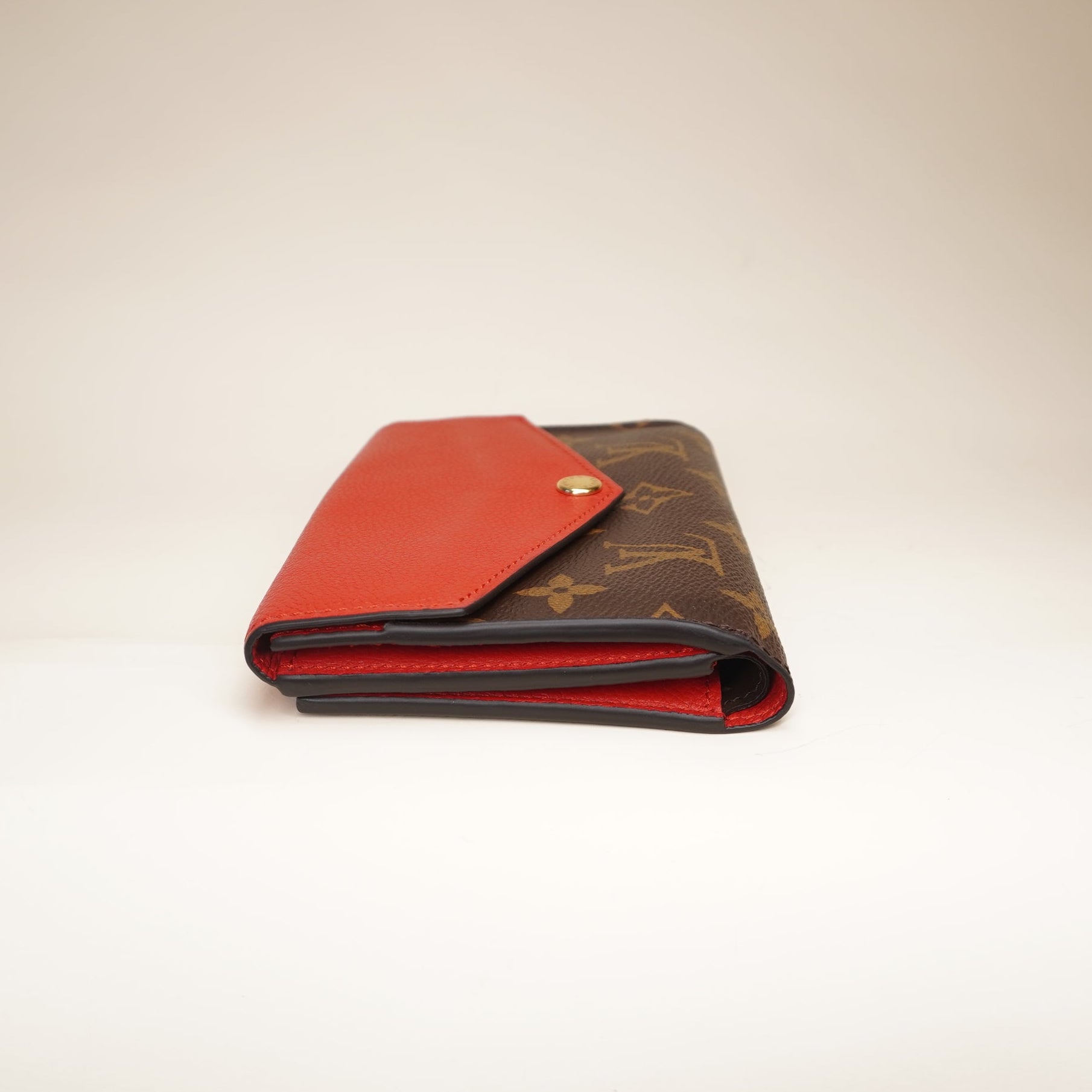 PRE-OWNED LV Pallas Compact Wallet Monogram Canvas and Calf Leather