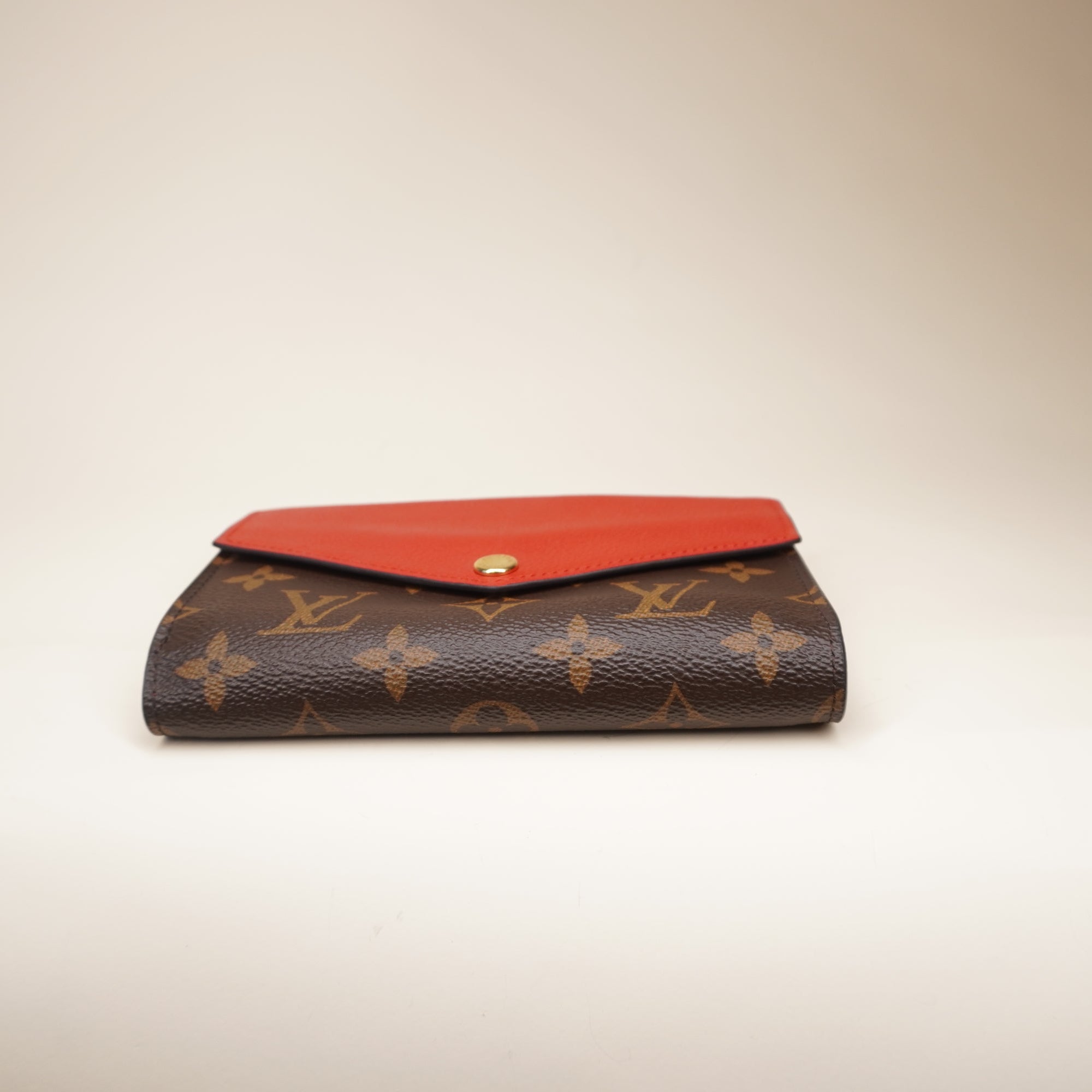 PRE-OWNED LV Pallas Compact Wallet Monogram Canvas and Calf Leather