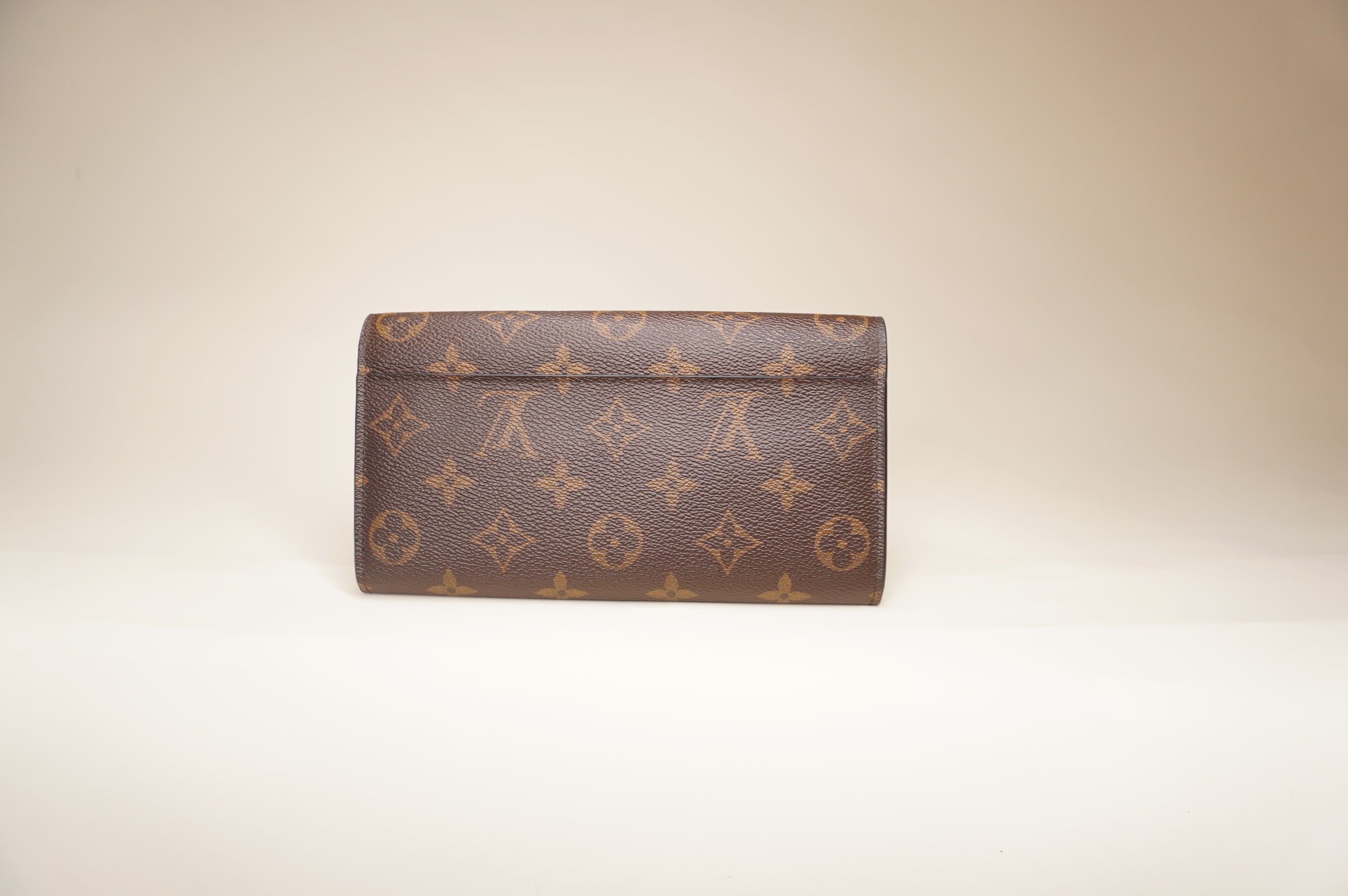 PRE-OWNED Monogram Canvas Sarah Wallet Red Inside