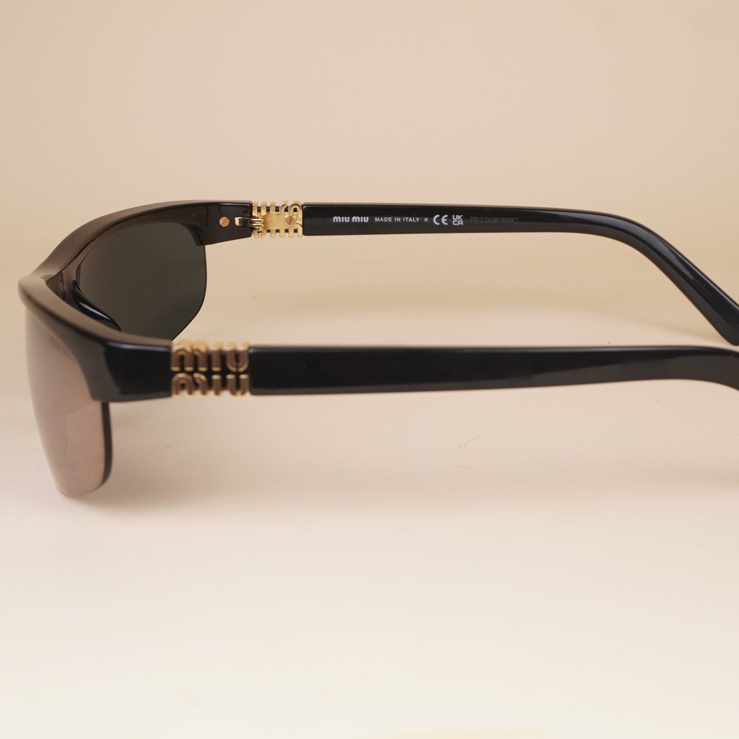 PRE-OWNED Oval Mirror Sunglasses in Metal