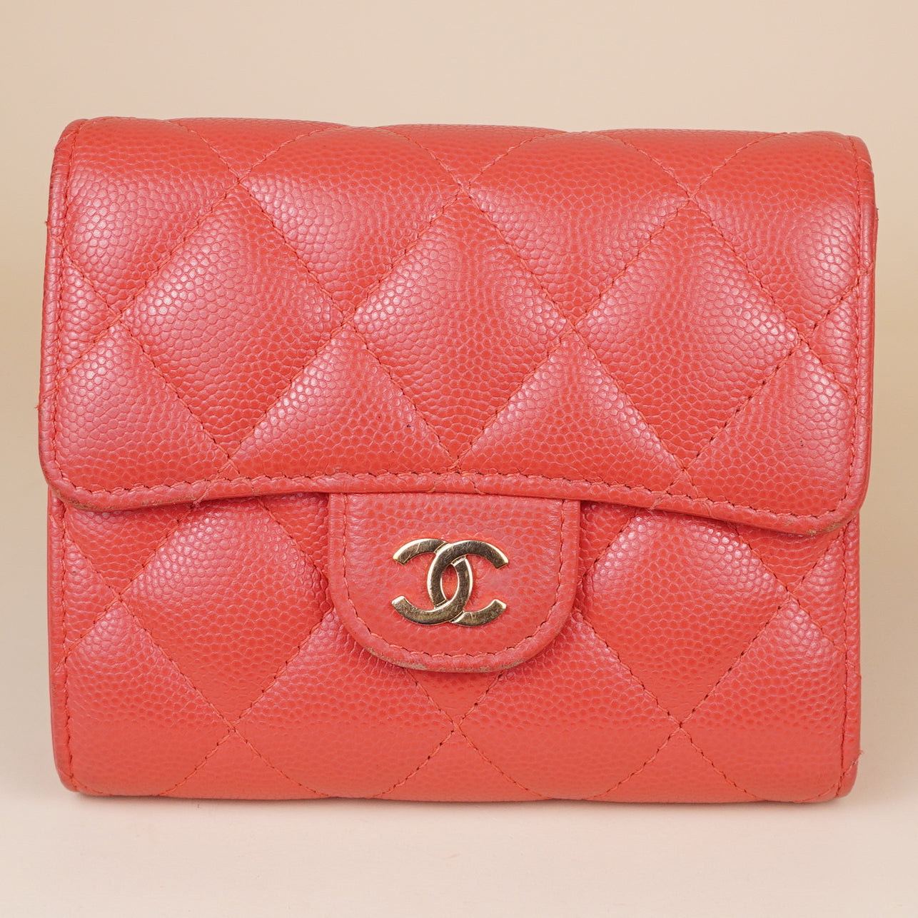 PRE-OWNED CC Pink Caviar Quilted Leather Flap Card Holder