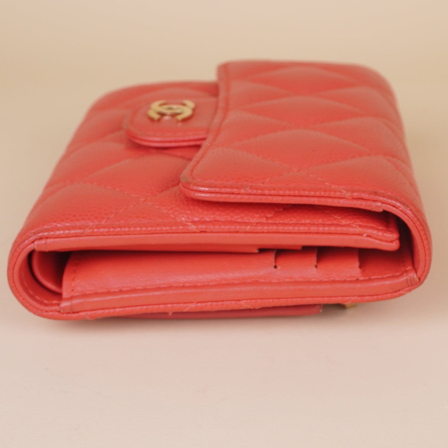 PRE-OWNED CC Pink Caviar Quilted Leather Flap Card Holder