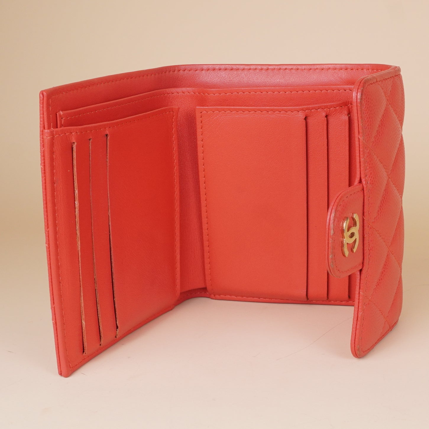 PRE-OWNED CC Pink Caviar Quilted Leather Flap Card Holder