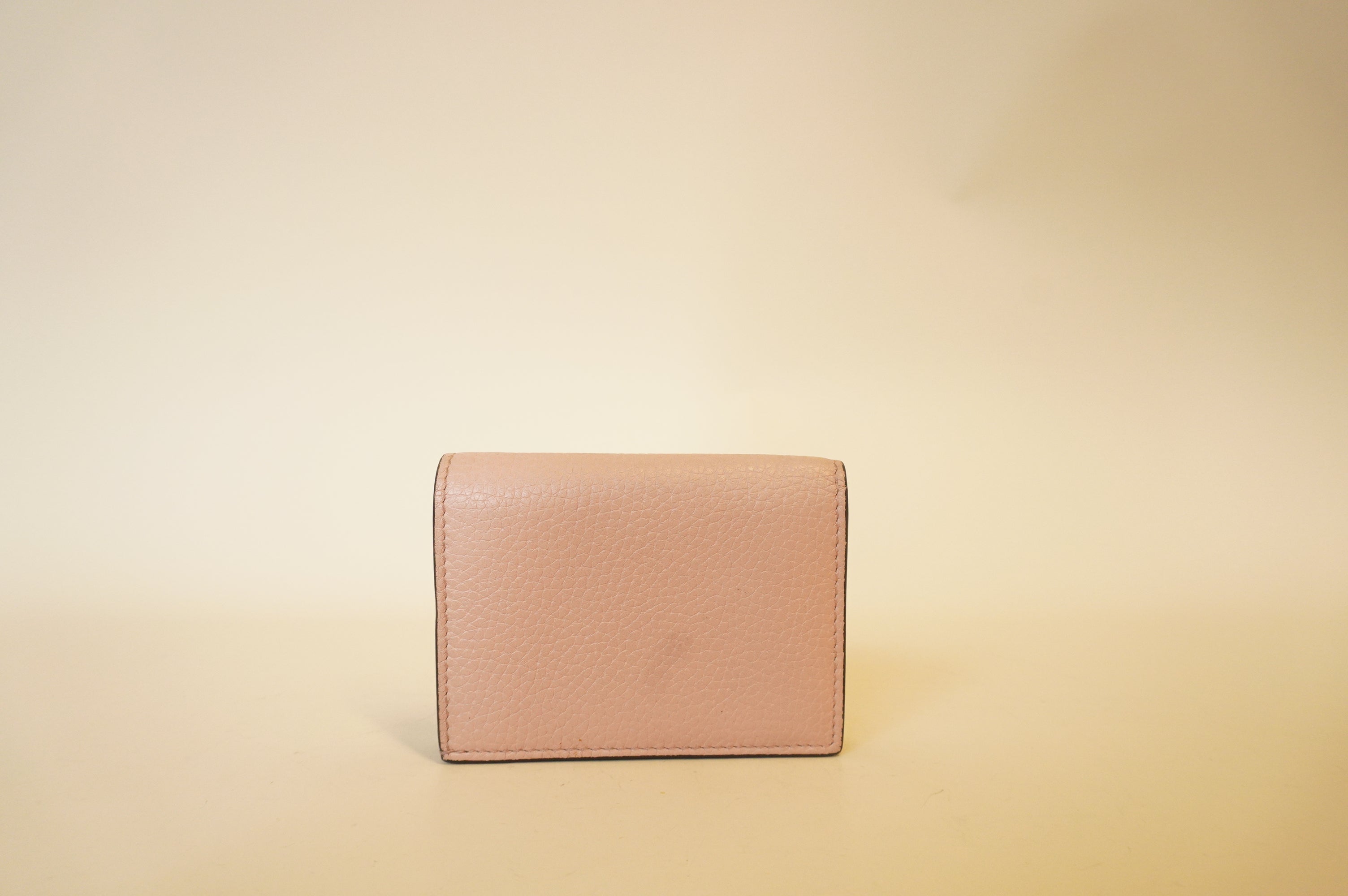 Cartera corta Blind for Love rosa claro GG de segunda mano