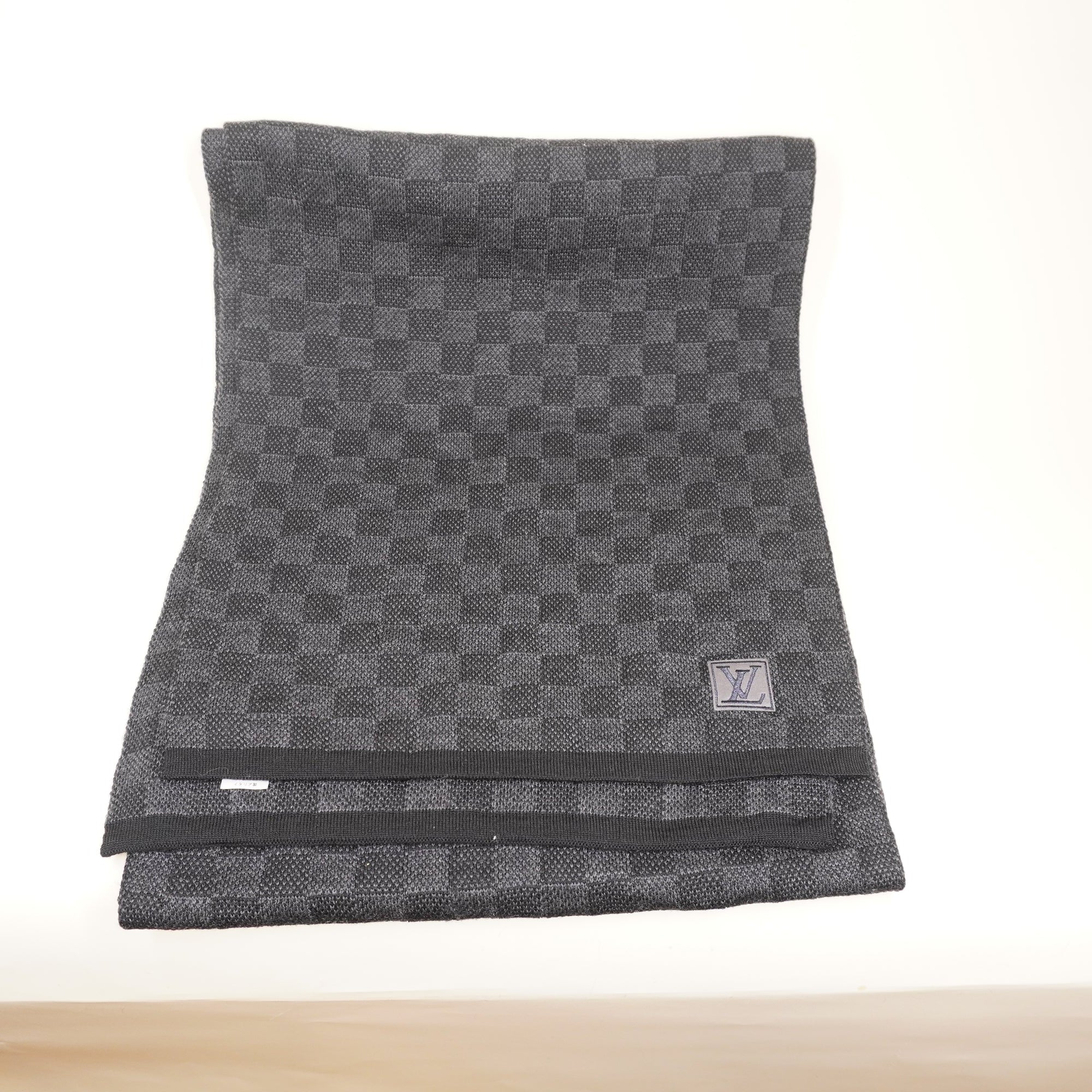 PRE-OWNED LV Damier Graphite Écharpe Petit Wool Scarf