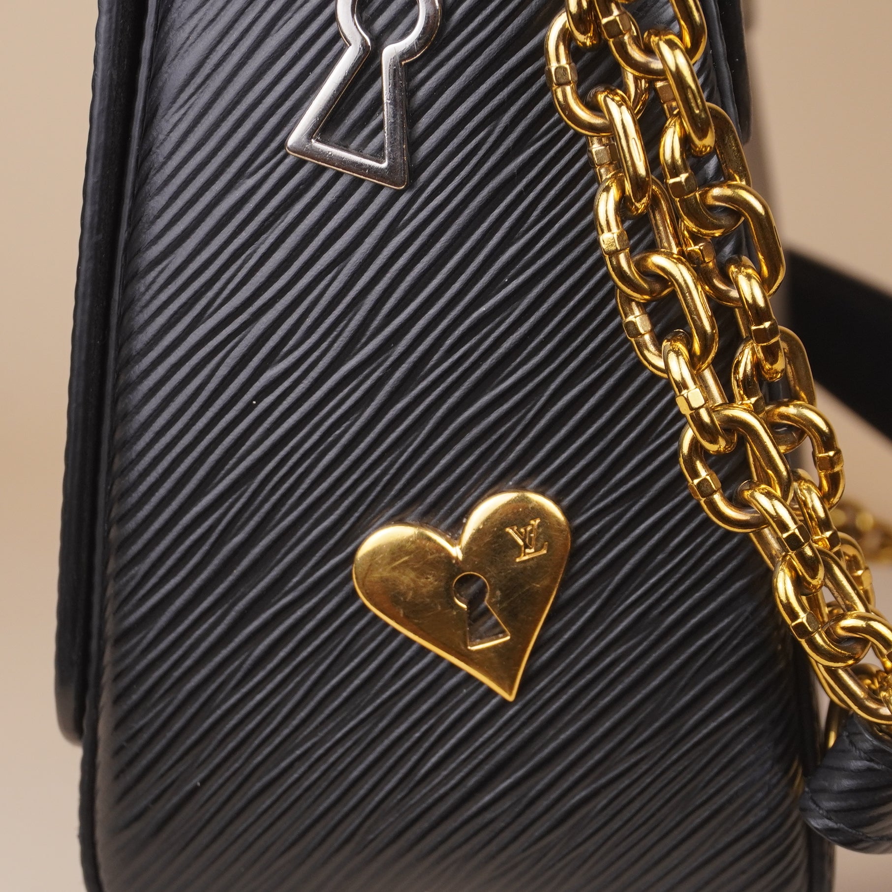 PRE-OWNED LV Epi Love Lock Twist Shoulder Bag MM Black